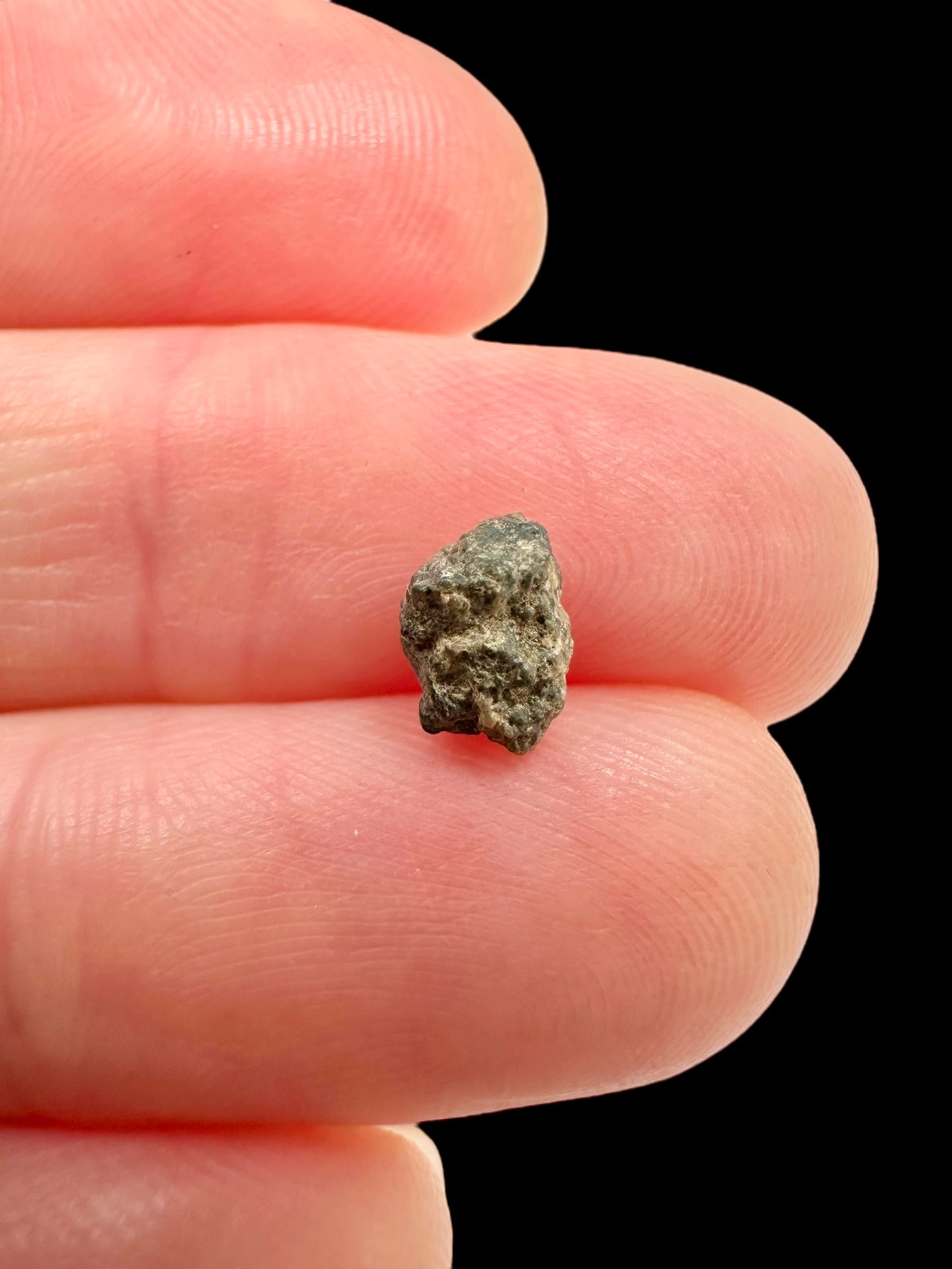 Lunar meteorite Bechar 003/006 – 0,1g – Algeria - MEBA79