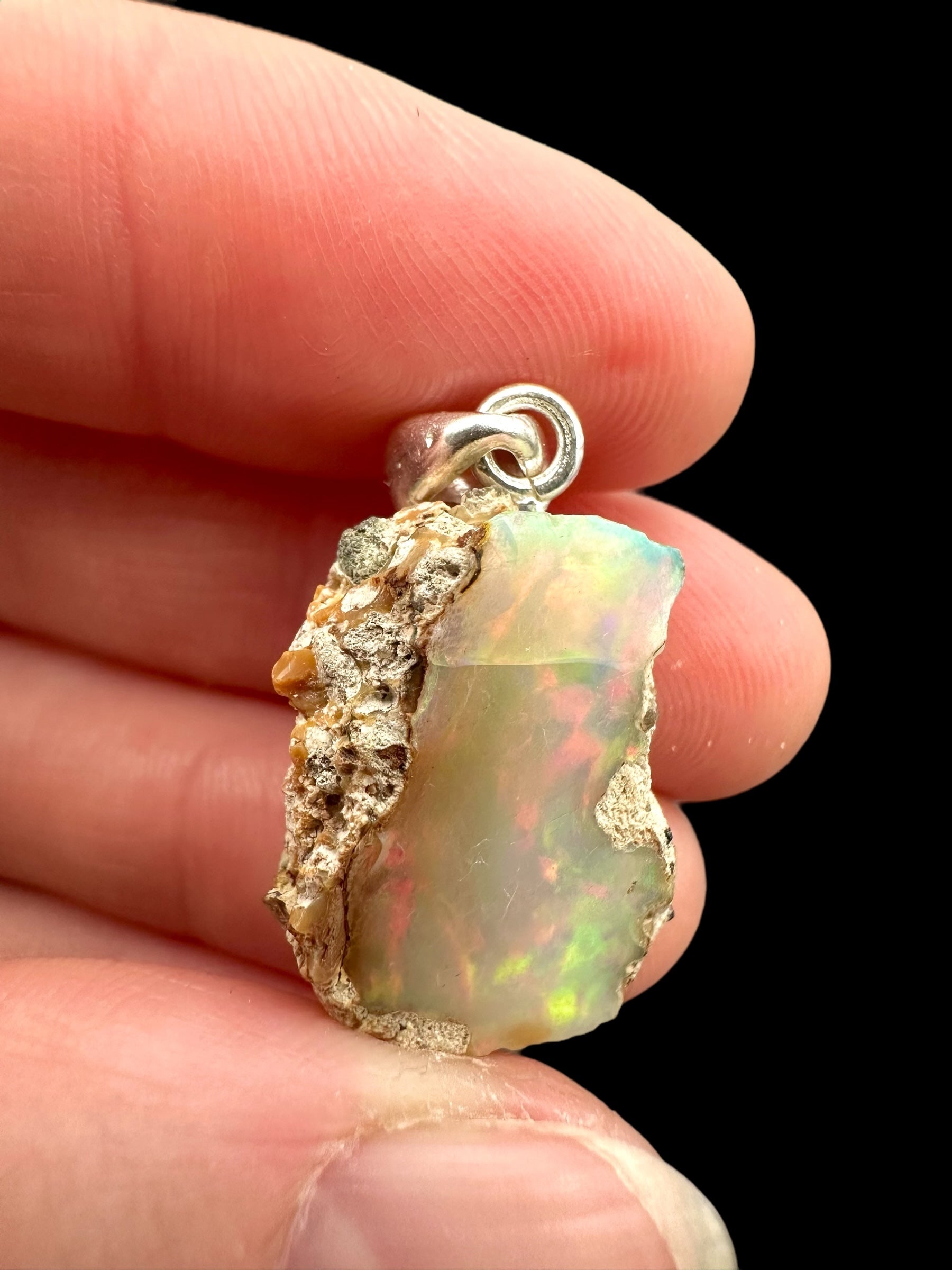 Silver precious opal pendant - SP/OP030
