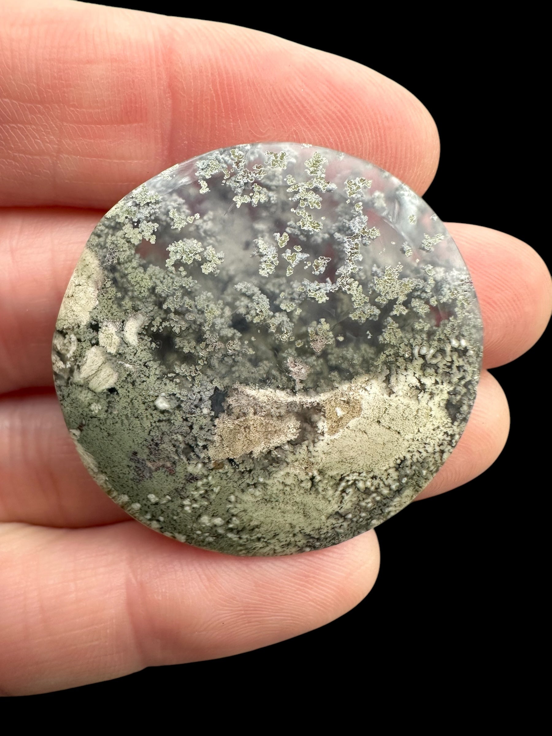 Moos agate cabochon – West Java, Indonesia