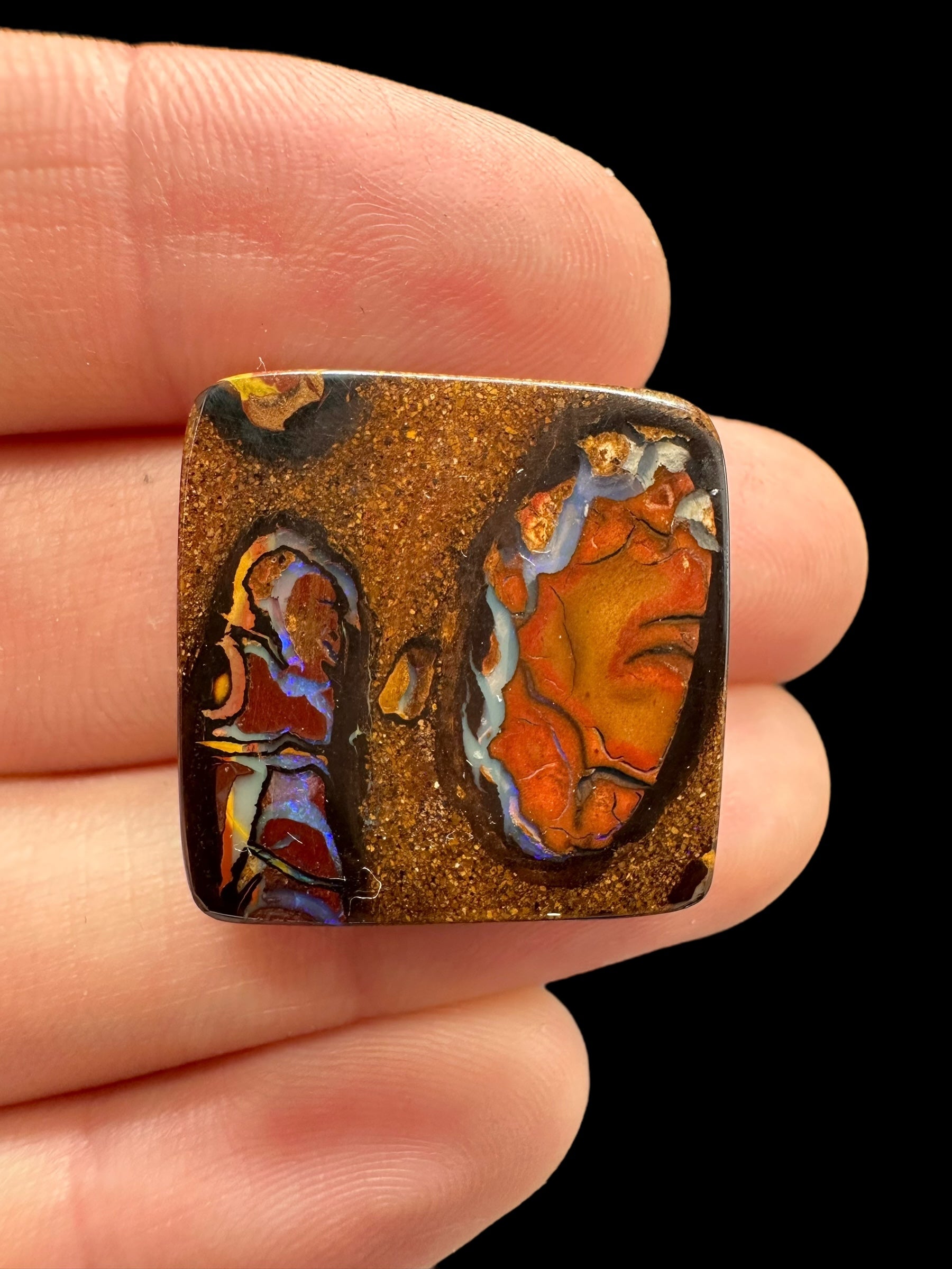Boulder opal 27,5ct – Cabochon – Koroit, Queensland, Australia - BO018
