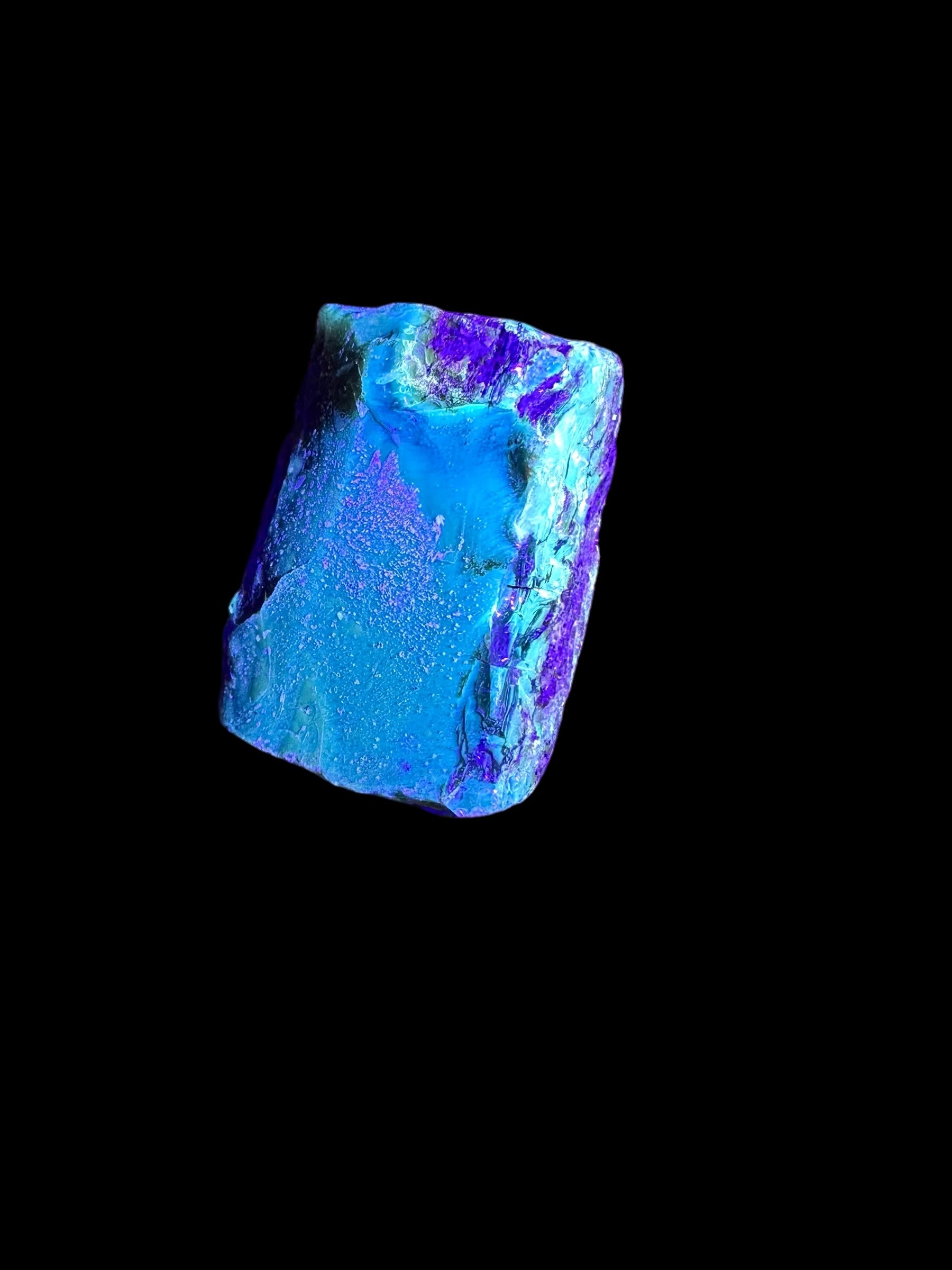 Raw amber – Sumatra, Indonesia - JNI39