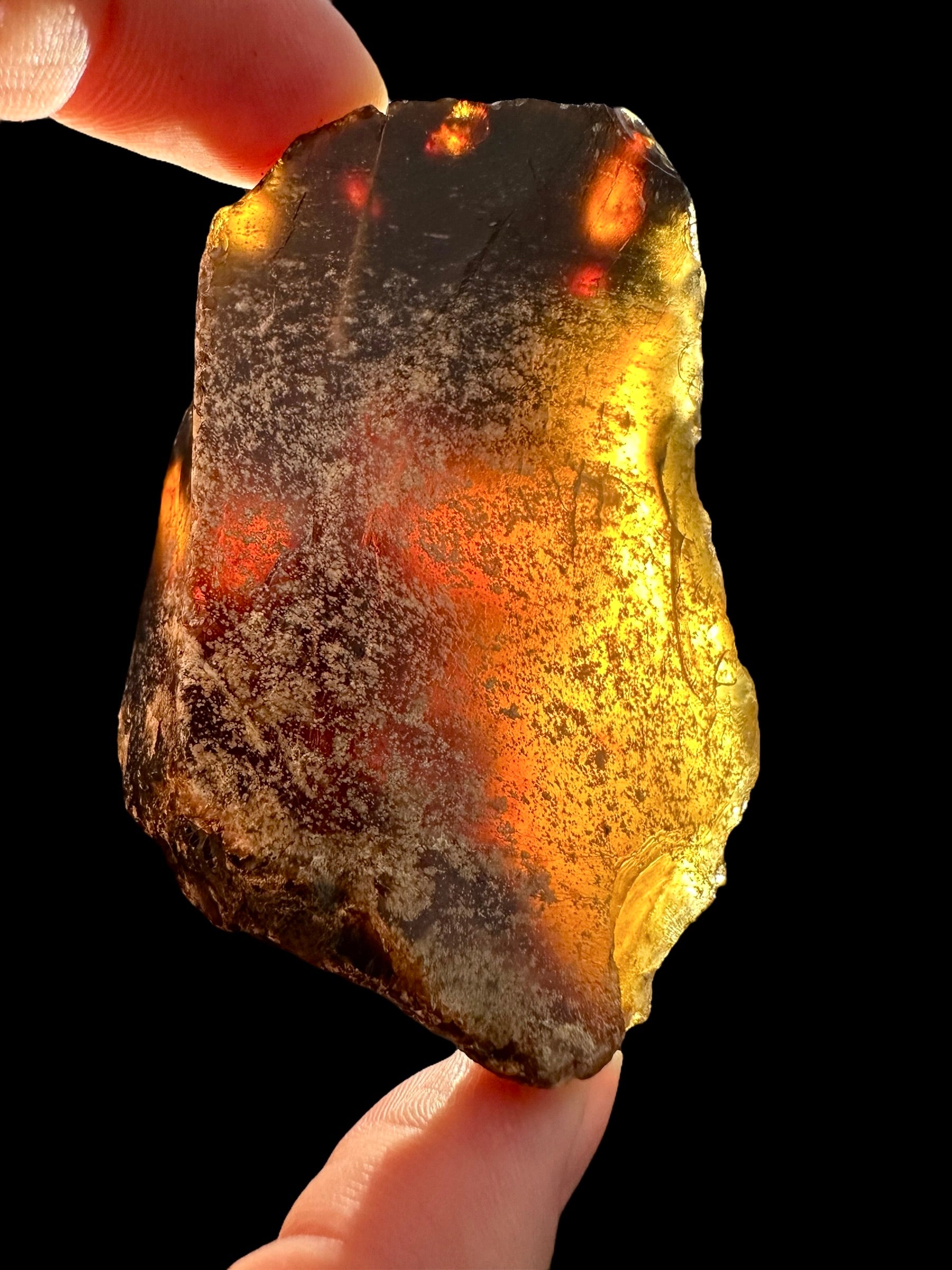 Raw amber – Sumatra, Indonesia - JNI50