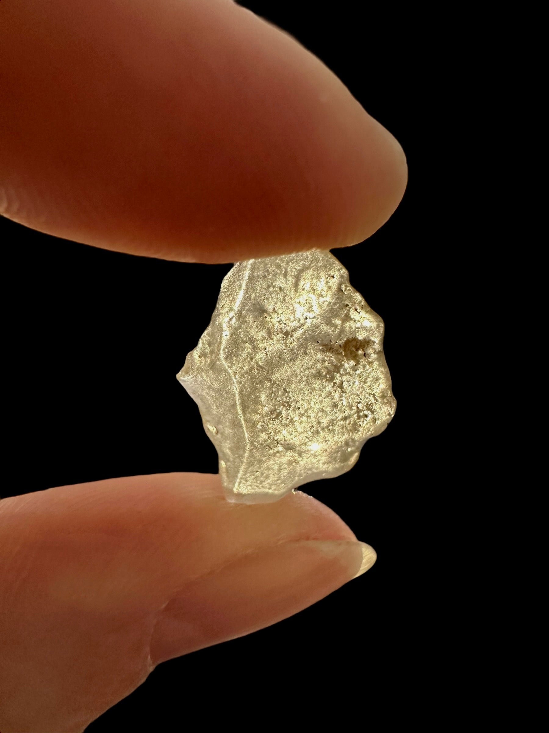 Libyan desert glass - 0,9g - LPS117
