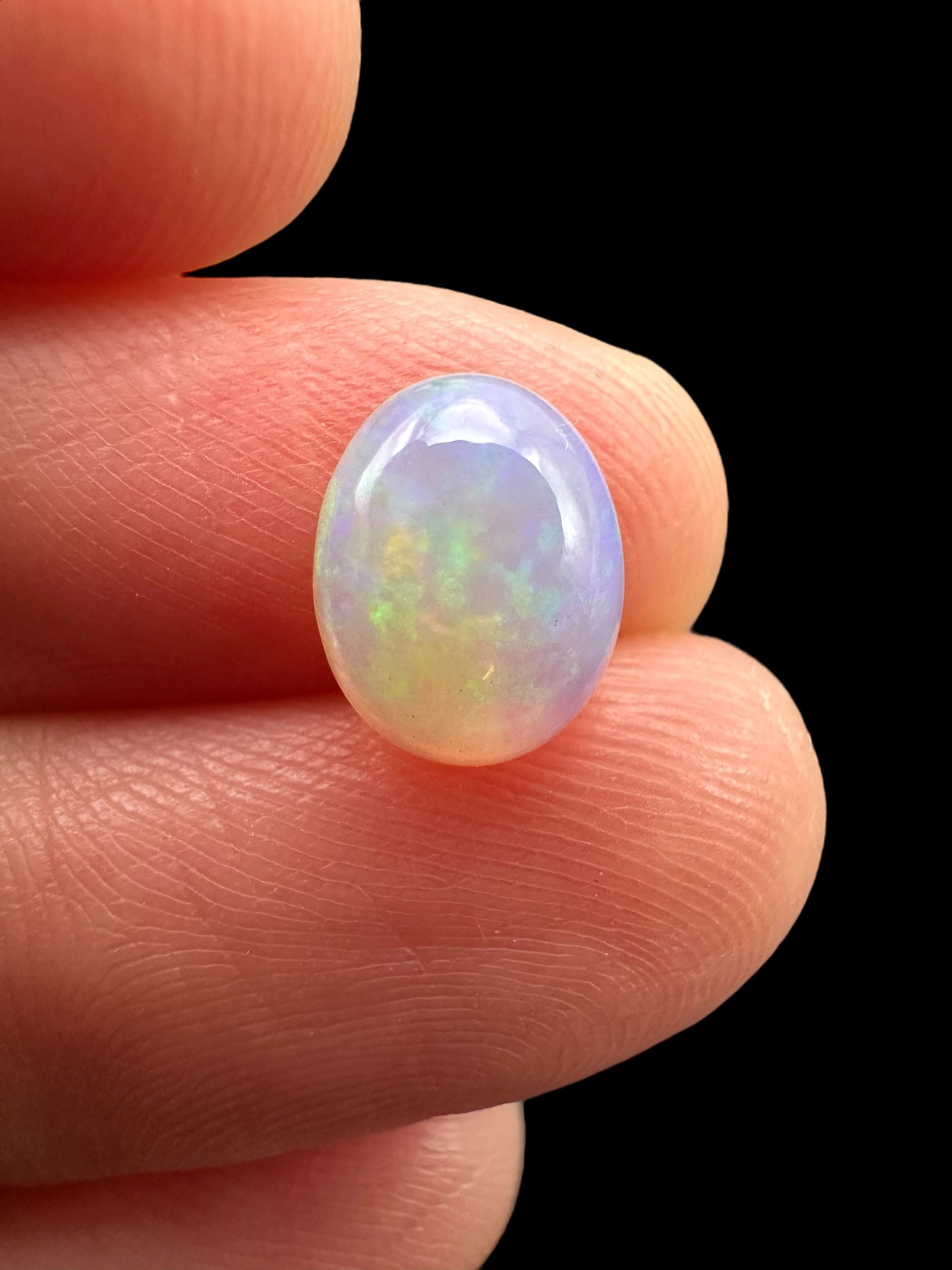 Precious opal cabochon 1,1ct – Welo, Ethiopia - OPK072