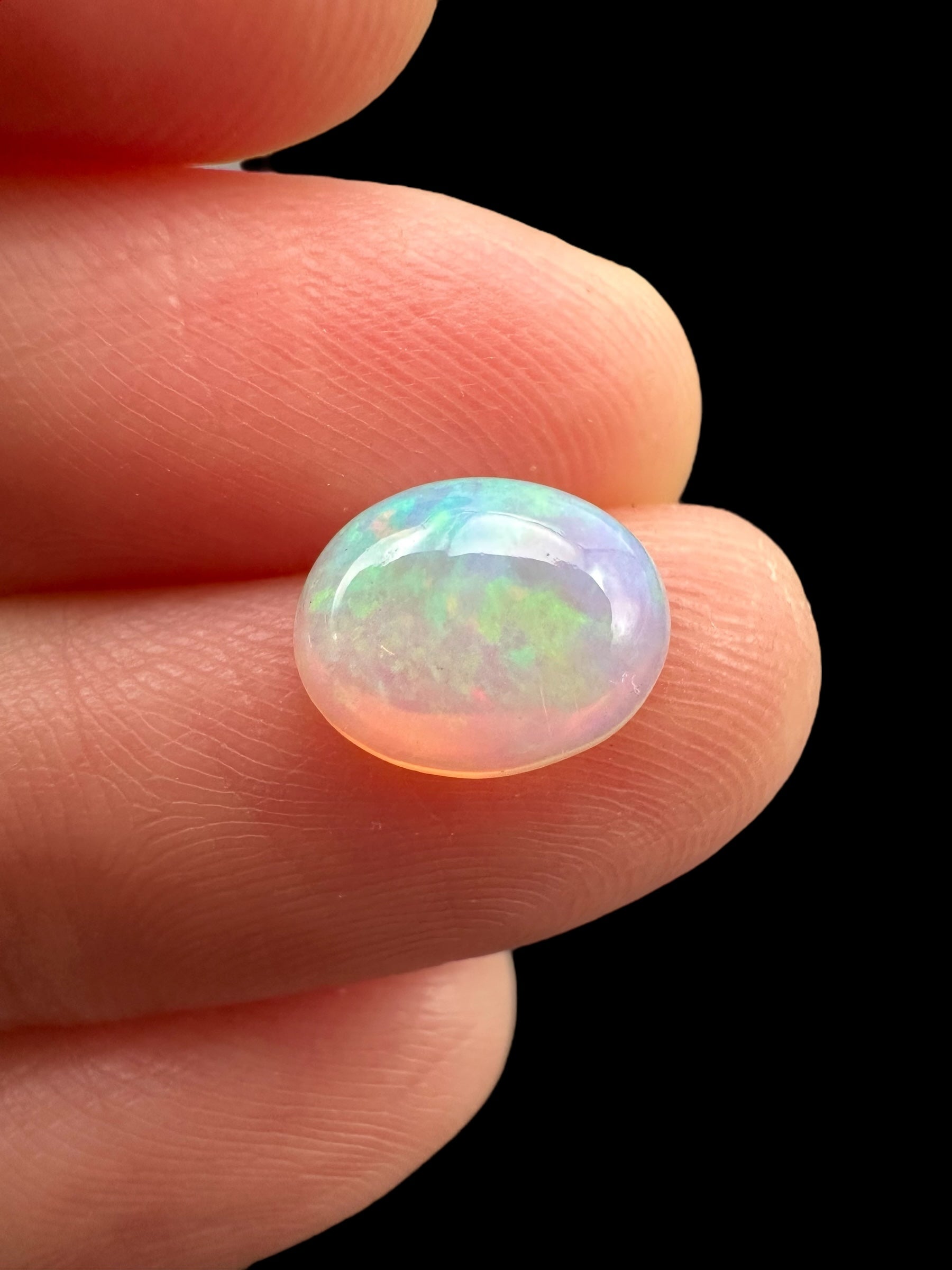 Precious opal cabochon 1,1ct – Welo, Ethiopia