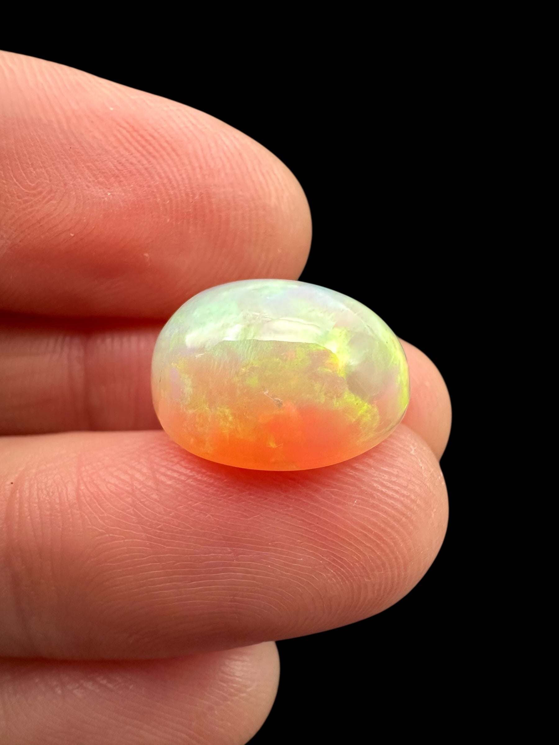 Precious opal cabochon 5,3ct – Welo, Ethiopia - OPK073