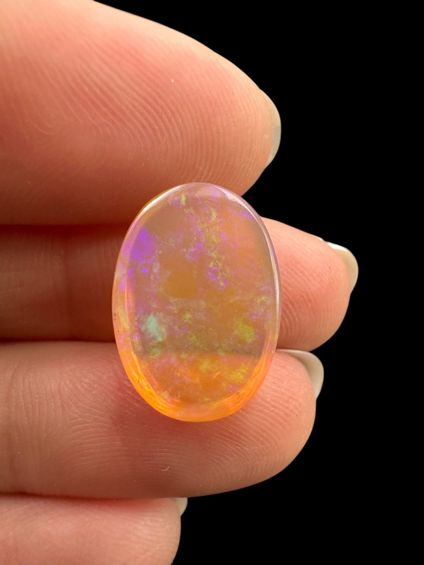 Precious opal cabochon 5ct – Welo, Ethiopia - OPK074