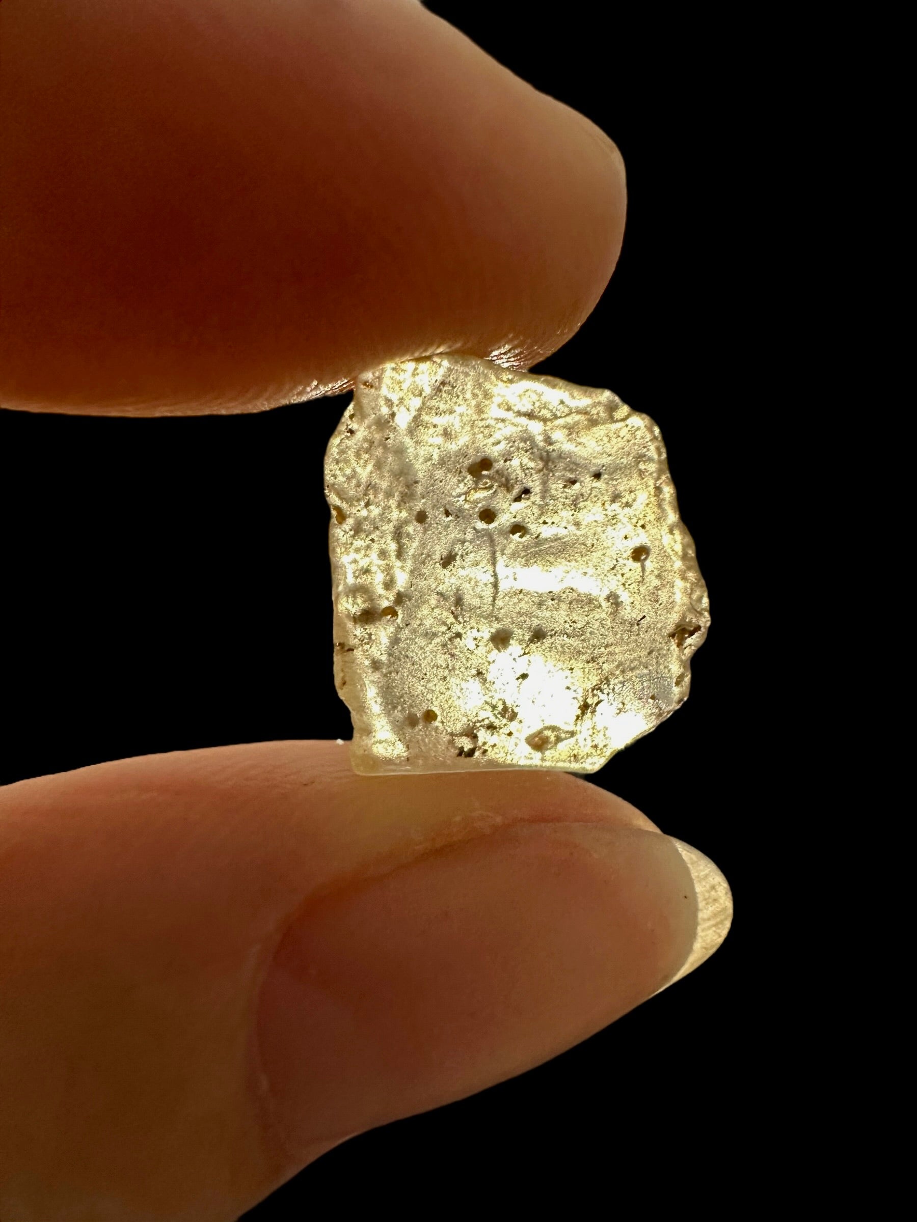 Libyan desert glass - 0,5g - LPS124