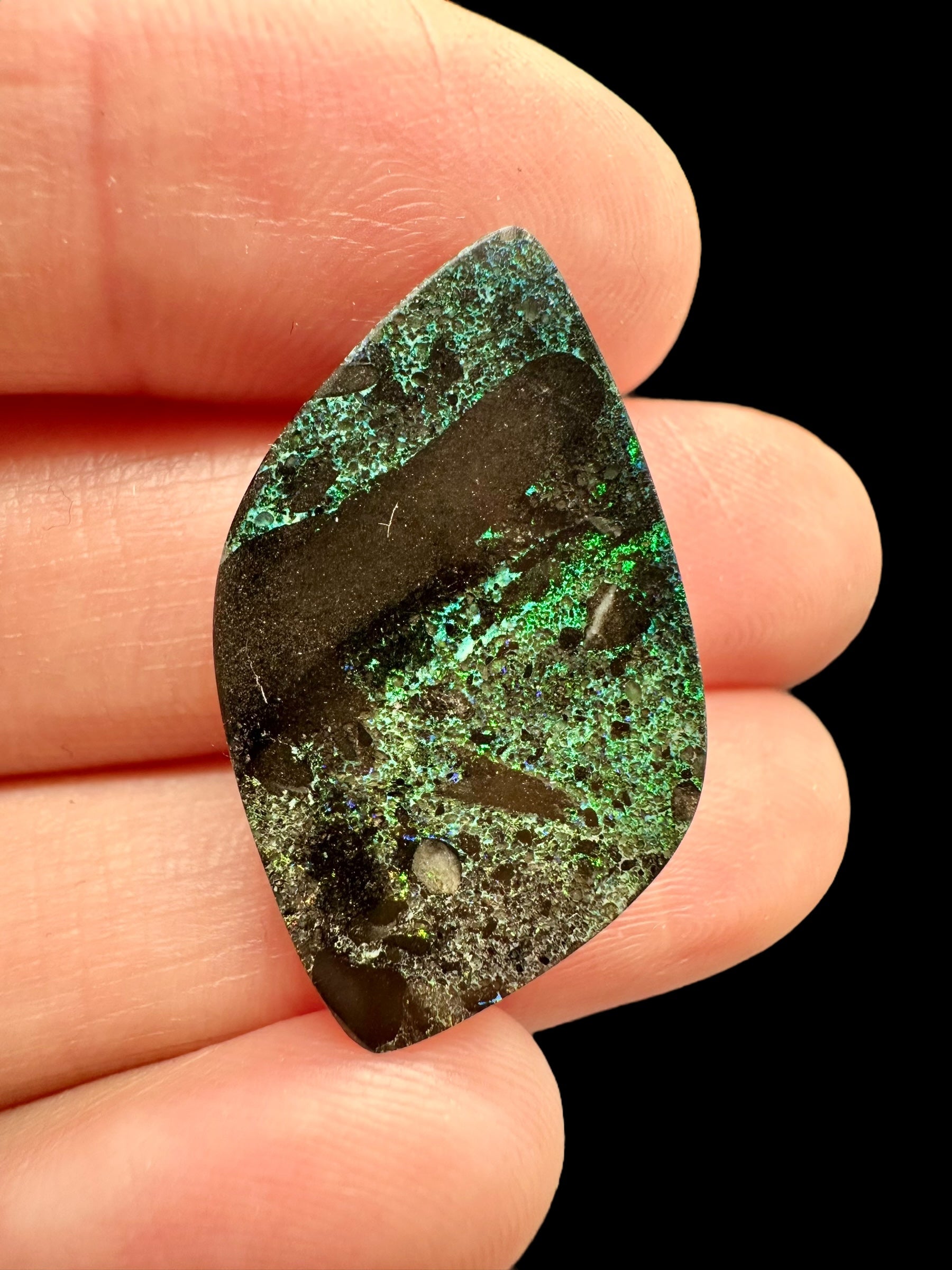 Australian opal 13,8ct – Cabochon – Andamooka, Australia - AO049