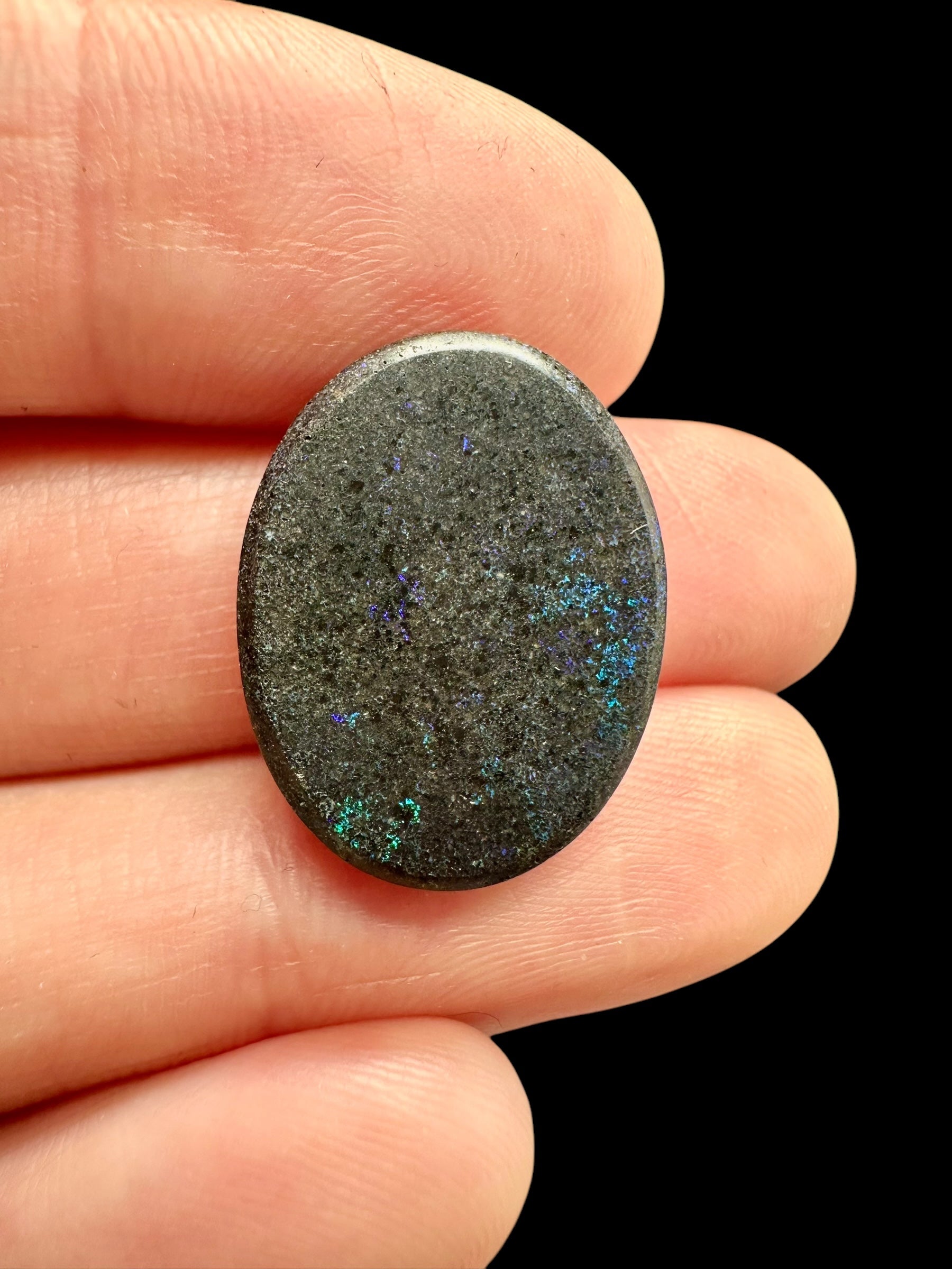 Australian opal 10,3ct – Cabochon – Andamooka, Australia - AO052