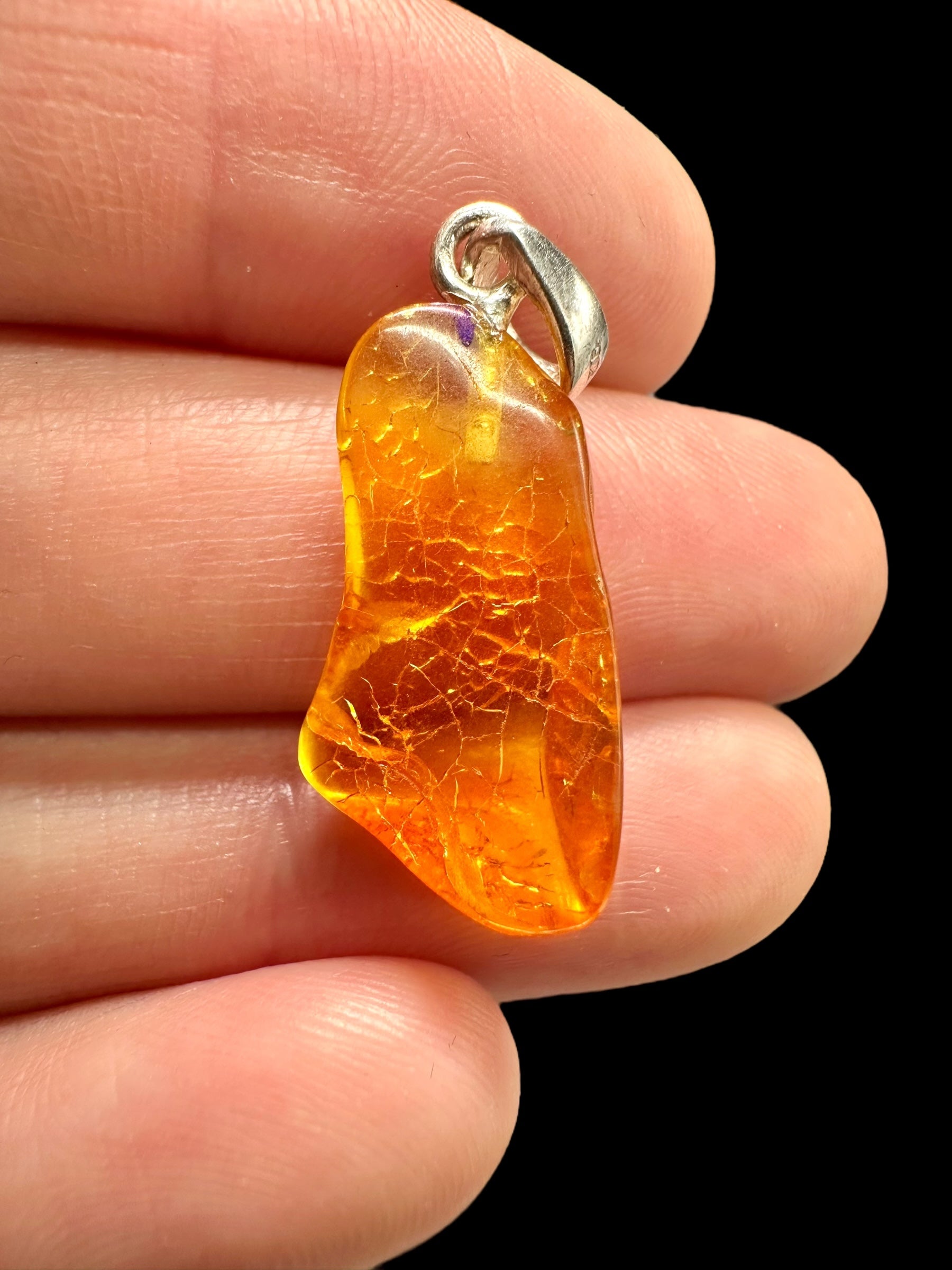 Silver amber pendant - SP/JN070