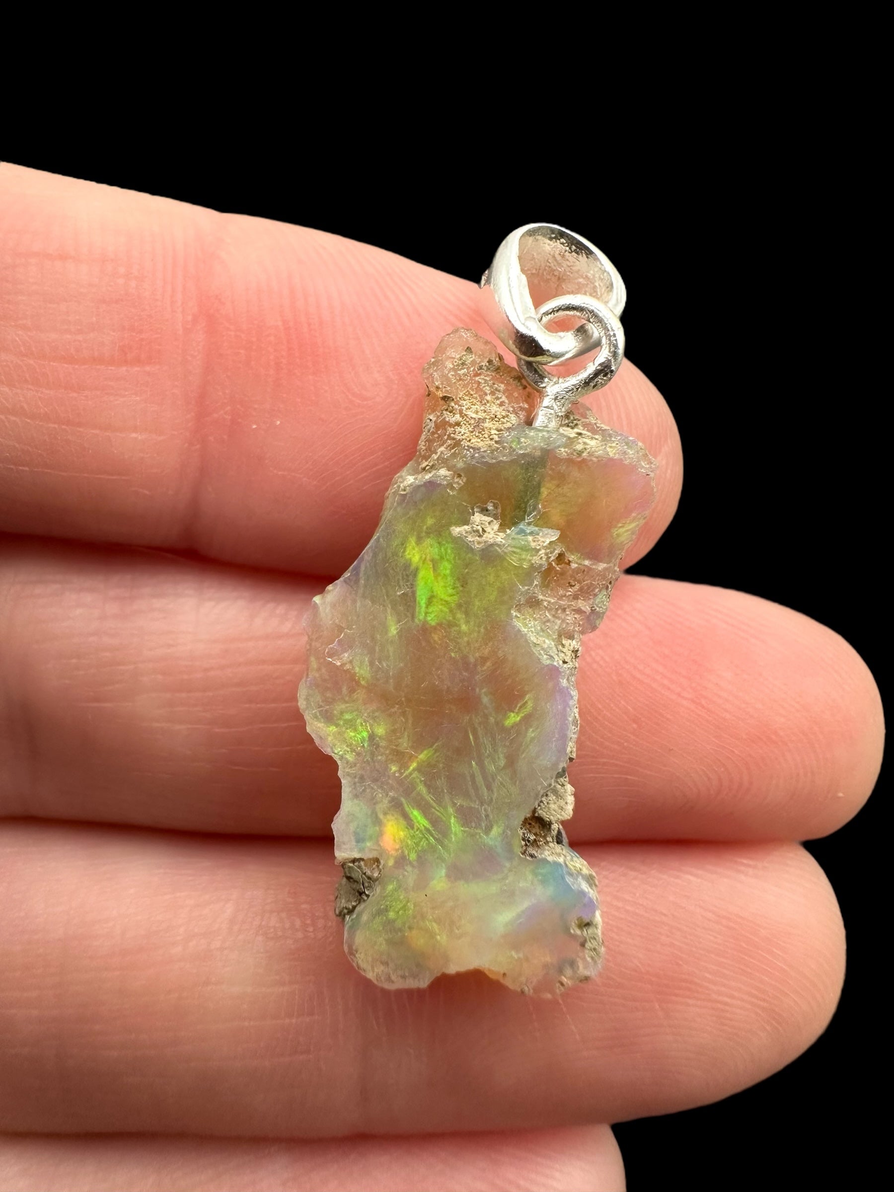 Silver precious opal pendant - SP/OP041