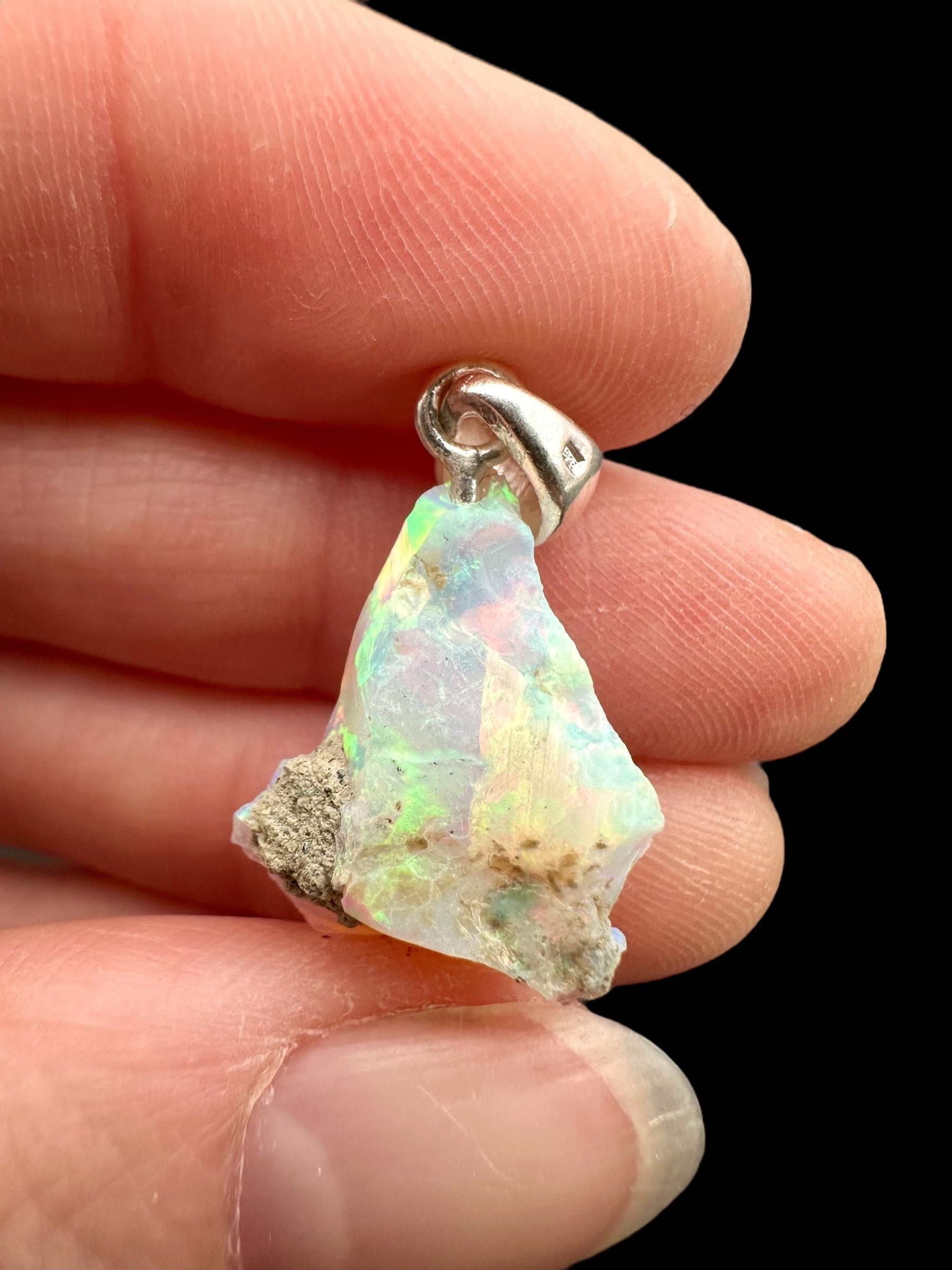 Silver precious opal pendant - SP/OP043