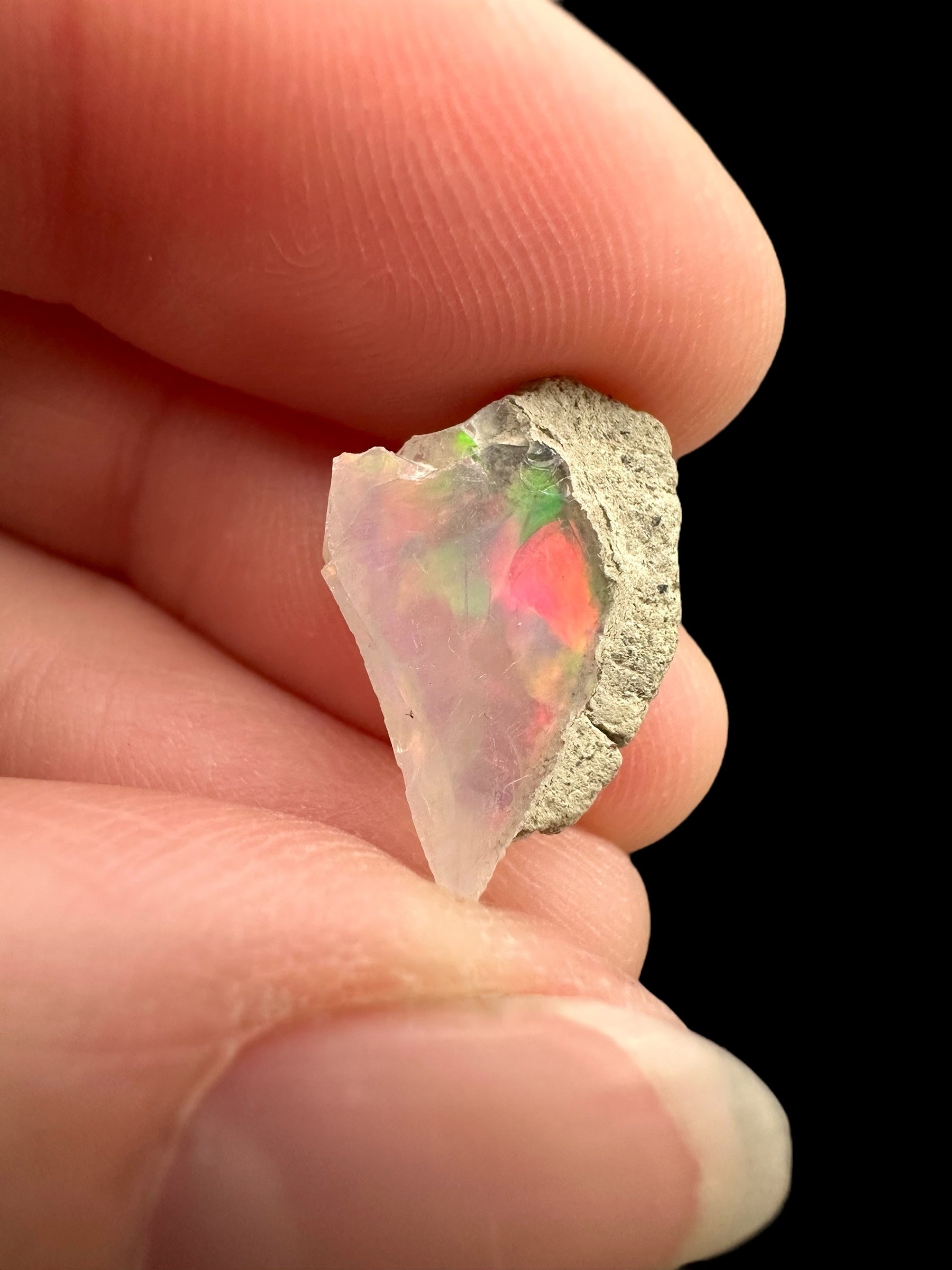 Precious opal 3ct – Welo, Ethiopia - OP300