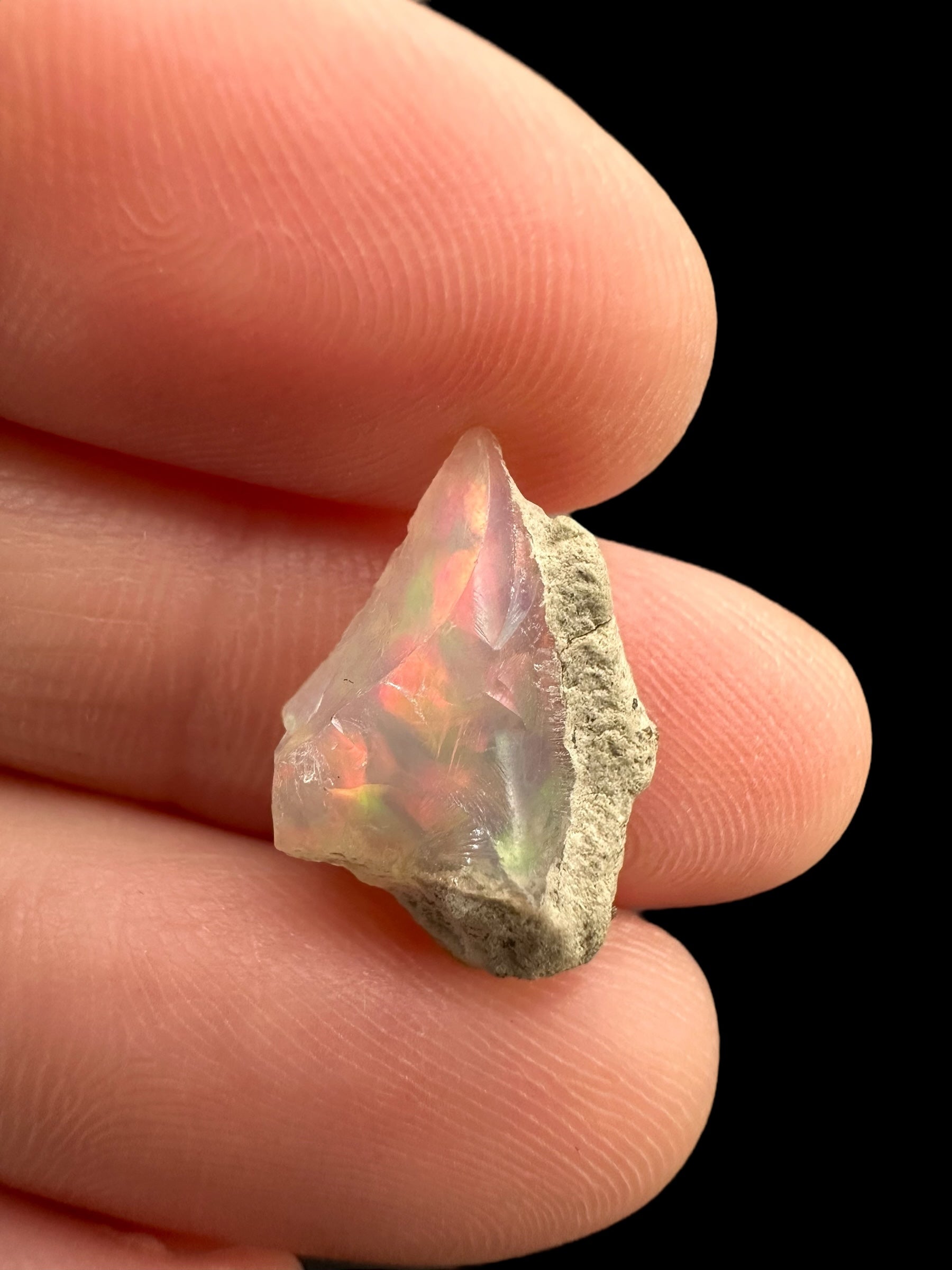 Precious opal 3ct – Welo, Ethiopia - OP300