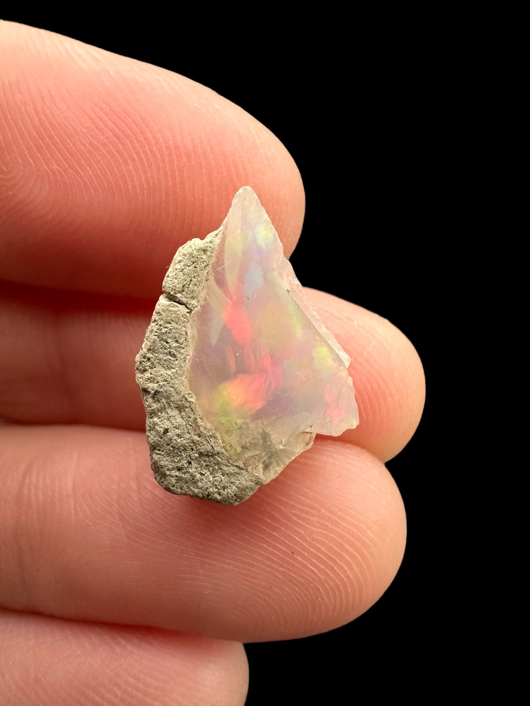 Precious opal 3ct – Welo, Ethiopia