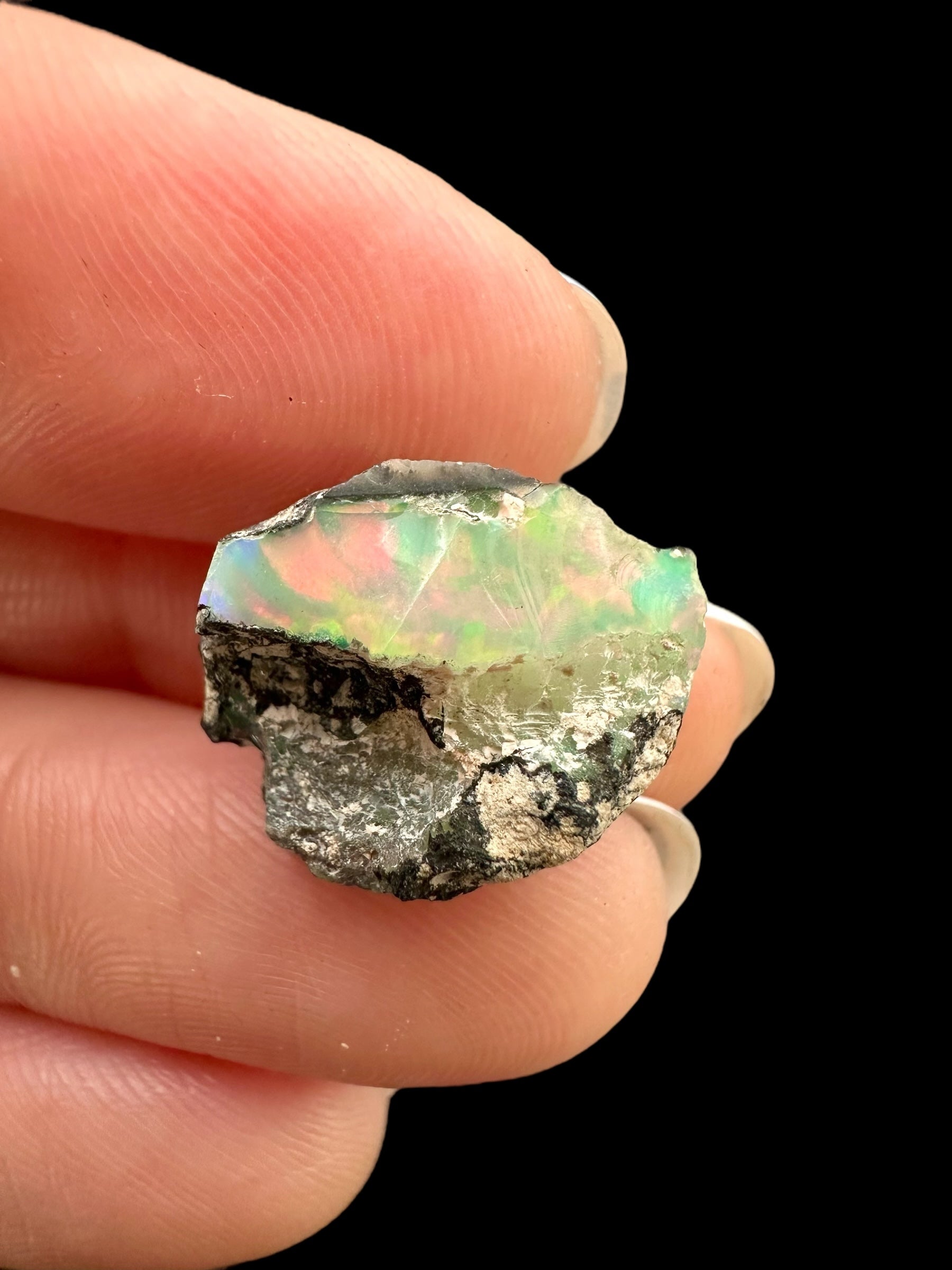 Precious opal 5ct – Welo, Ethiopia - OP309