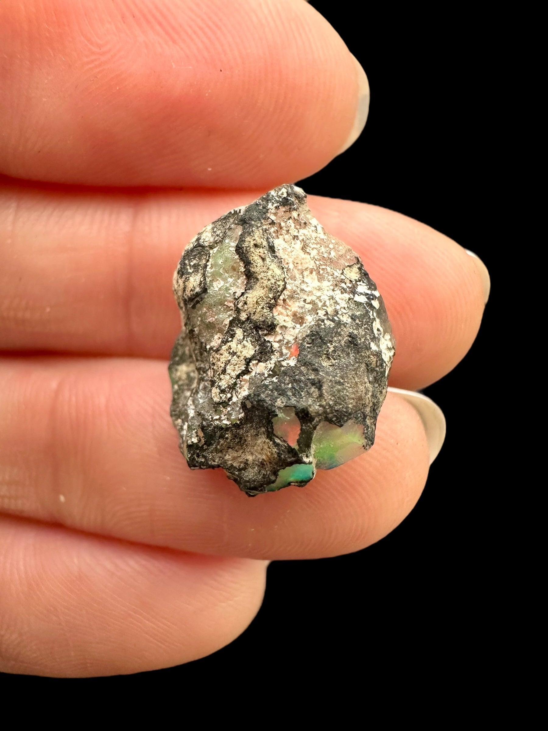 Precious opal 5ct – Welo, Ethiopia - OP309