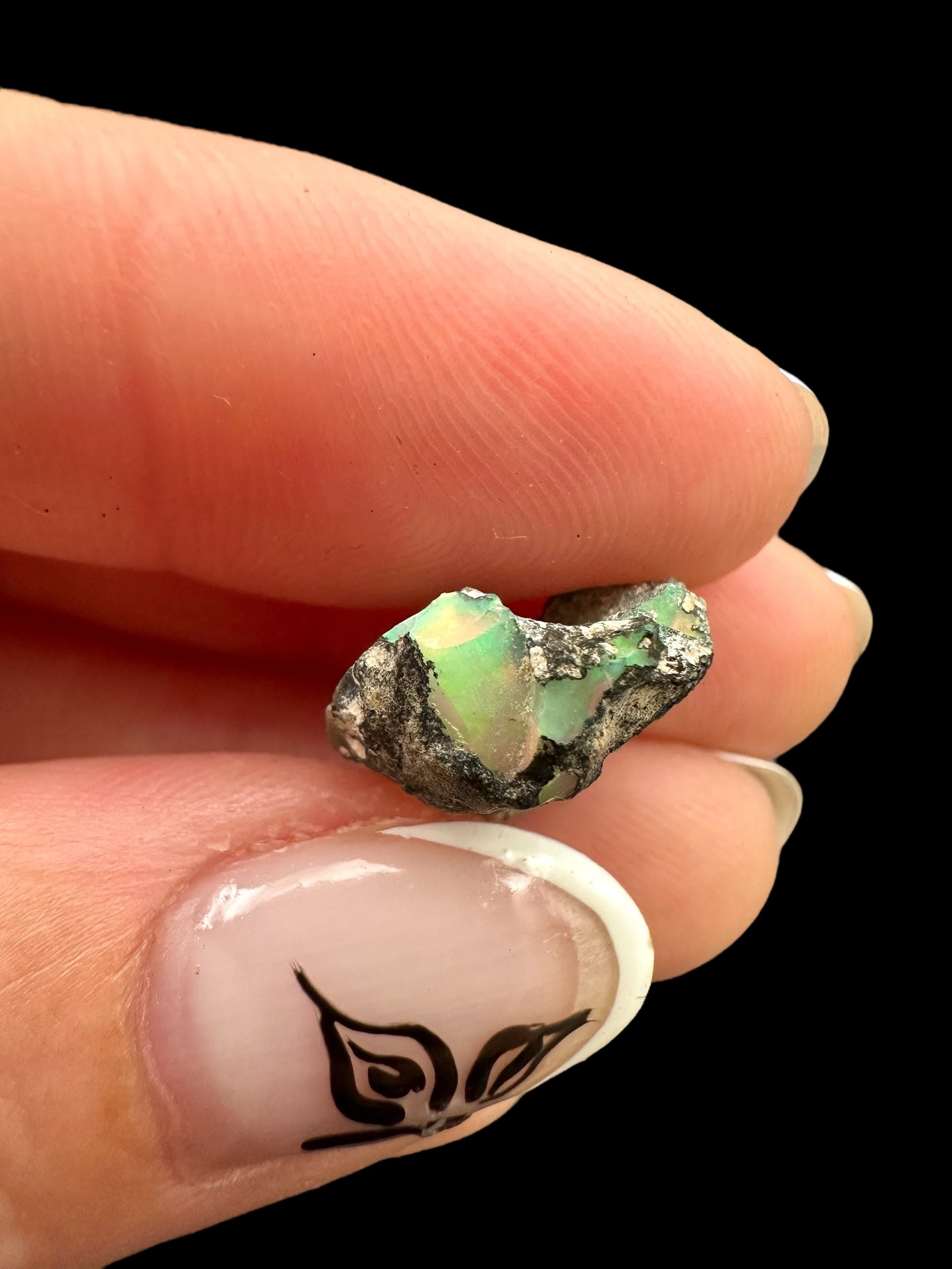 Precious opal 5ct – Welo, Ethiopia - OP309