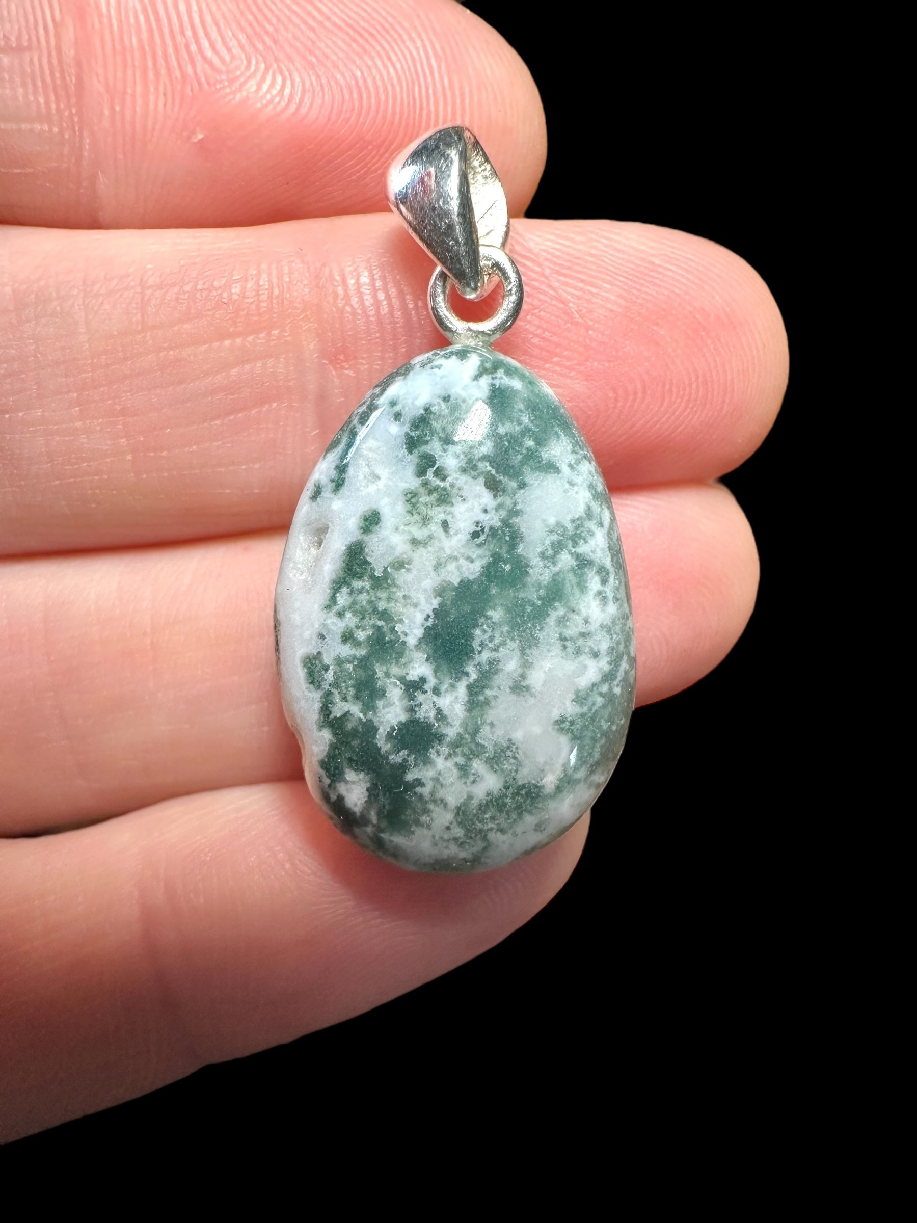 Silver pendant made from moss agate