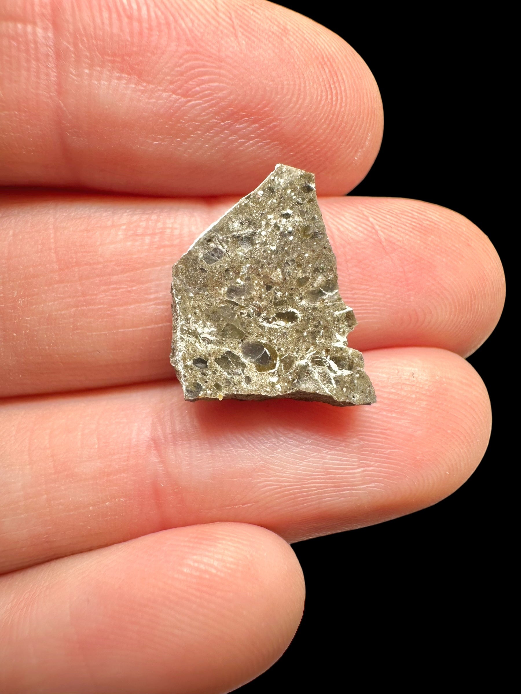 Lunar meteorite Oued el Hamim 001 – 1,2g – Libya - MEOH21