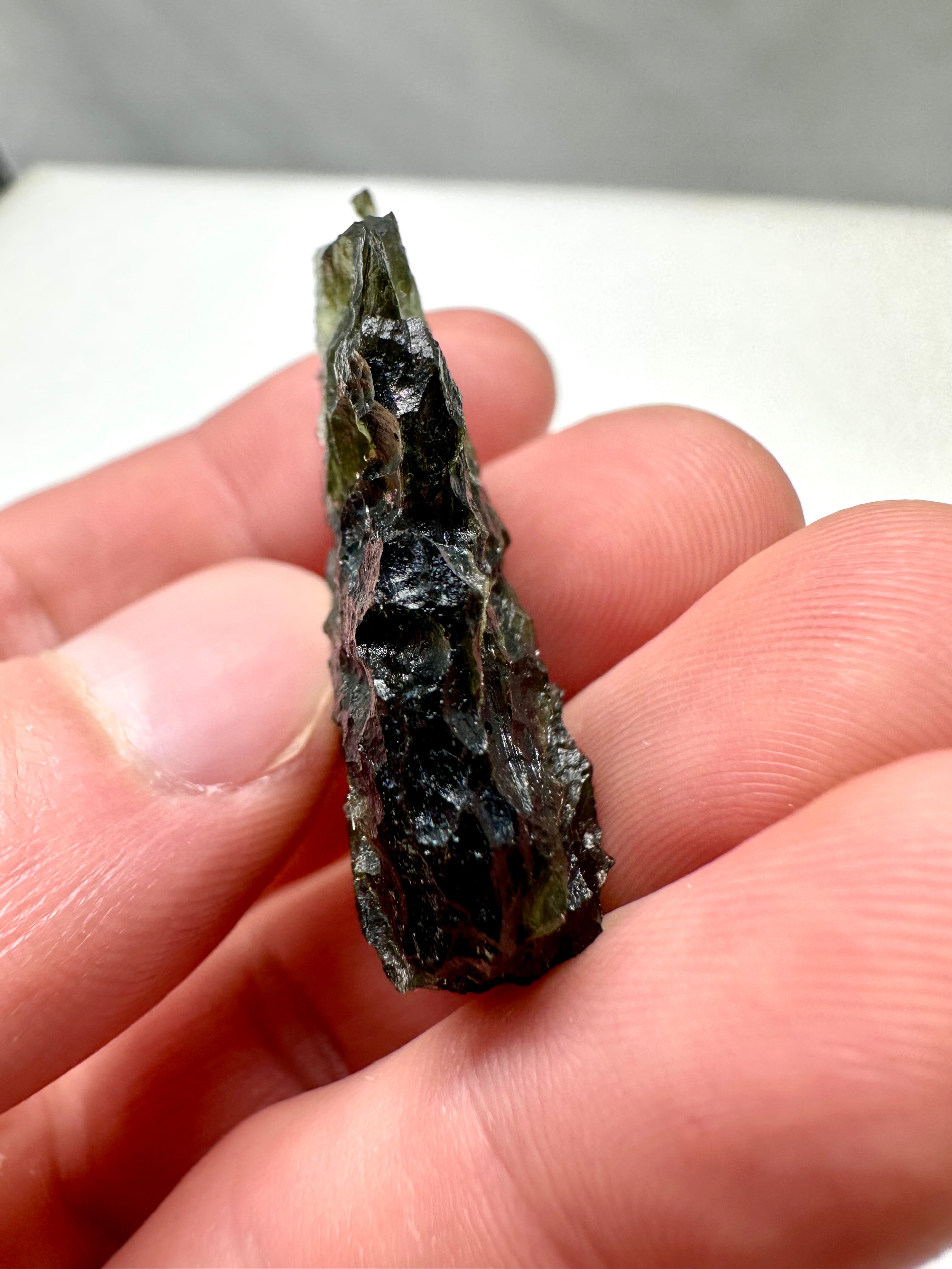 Moldavite – Vrabce – Krater – 11,3g - V2037