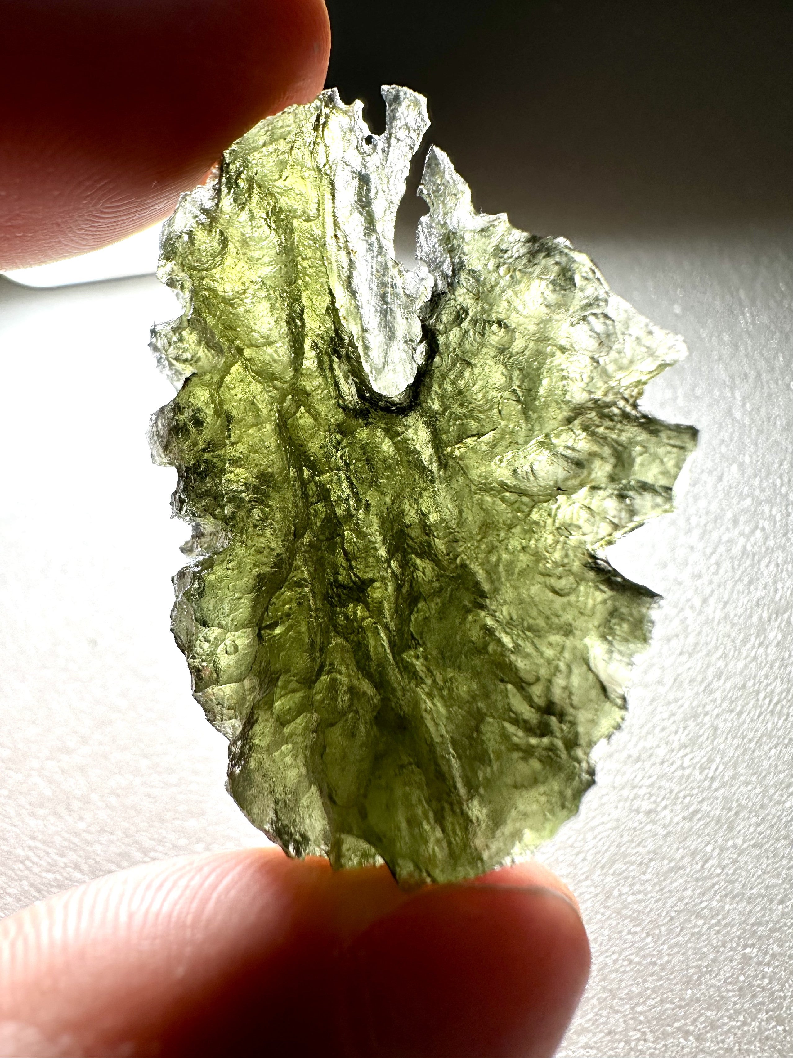 Moldavite – Vrabce – Krater – 11,3g - V2037