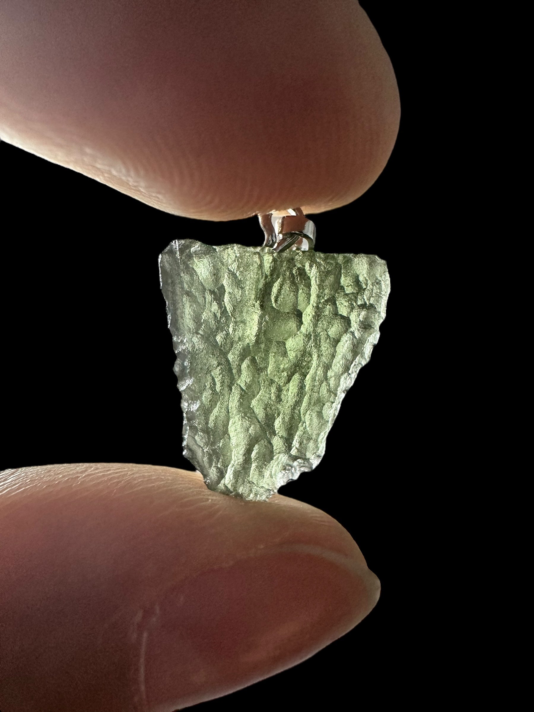 Moldavite pendant 1,2g - P/V381