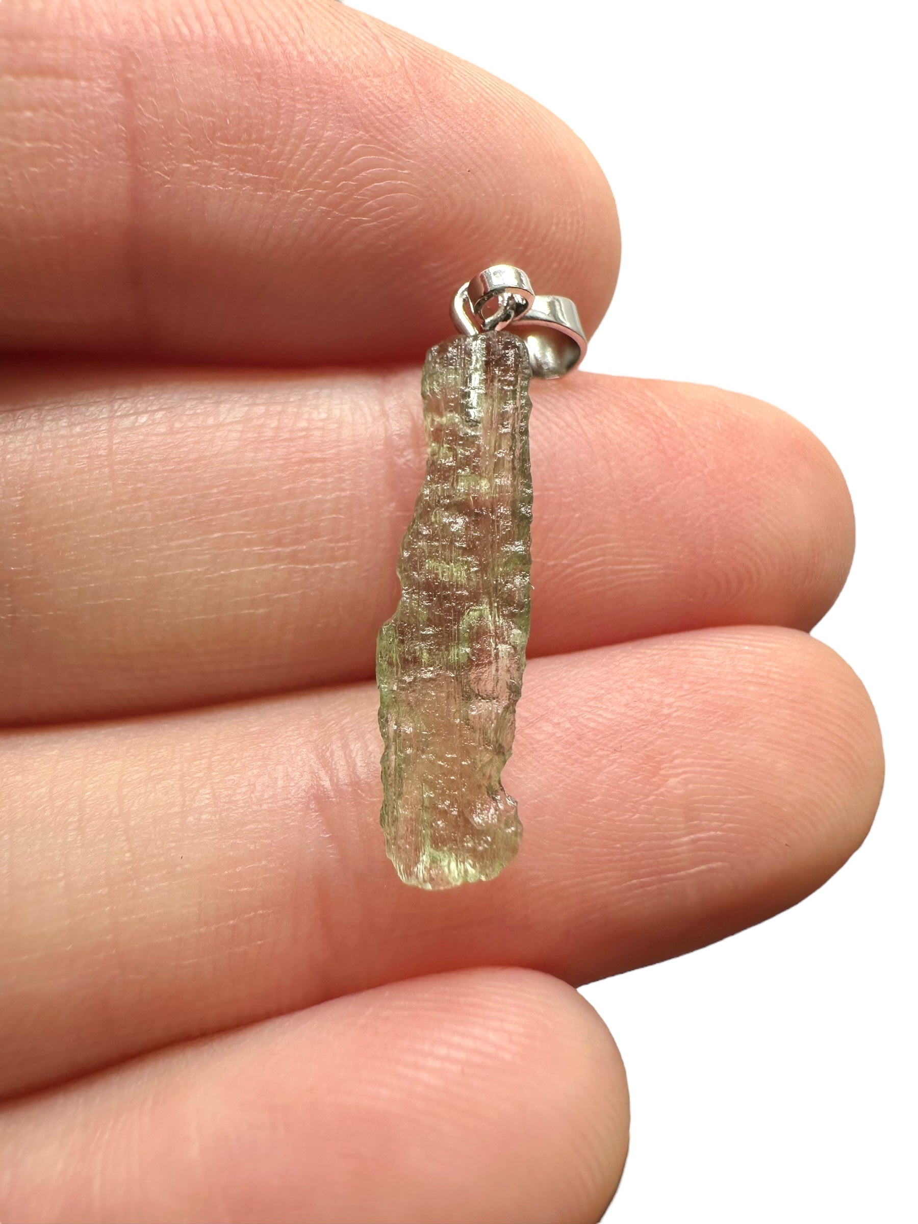 Moldavite pendant 0,4g - P/V390