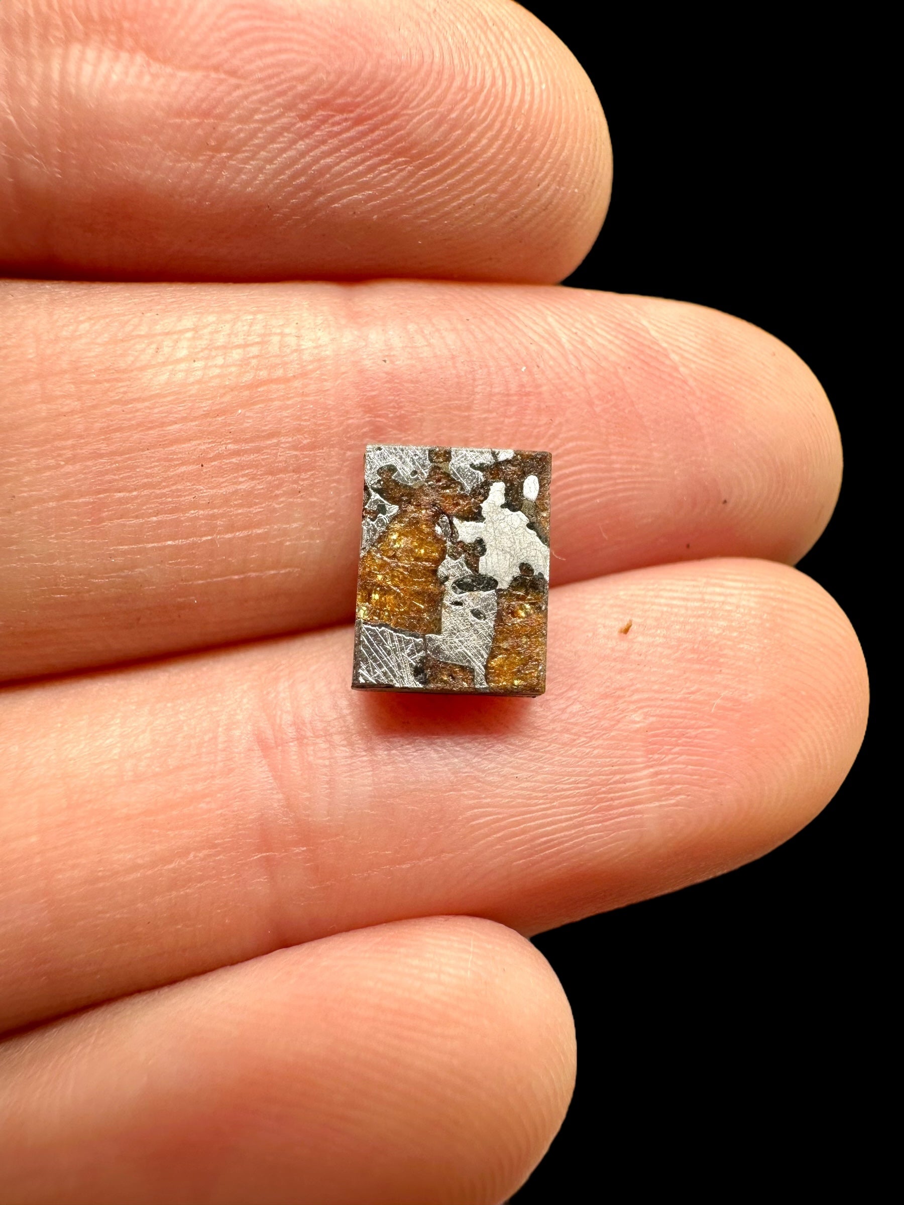 Meteorite Hassi el Biod 002 – 0,7g – Algeria - MEHA09