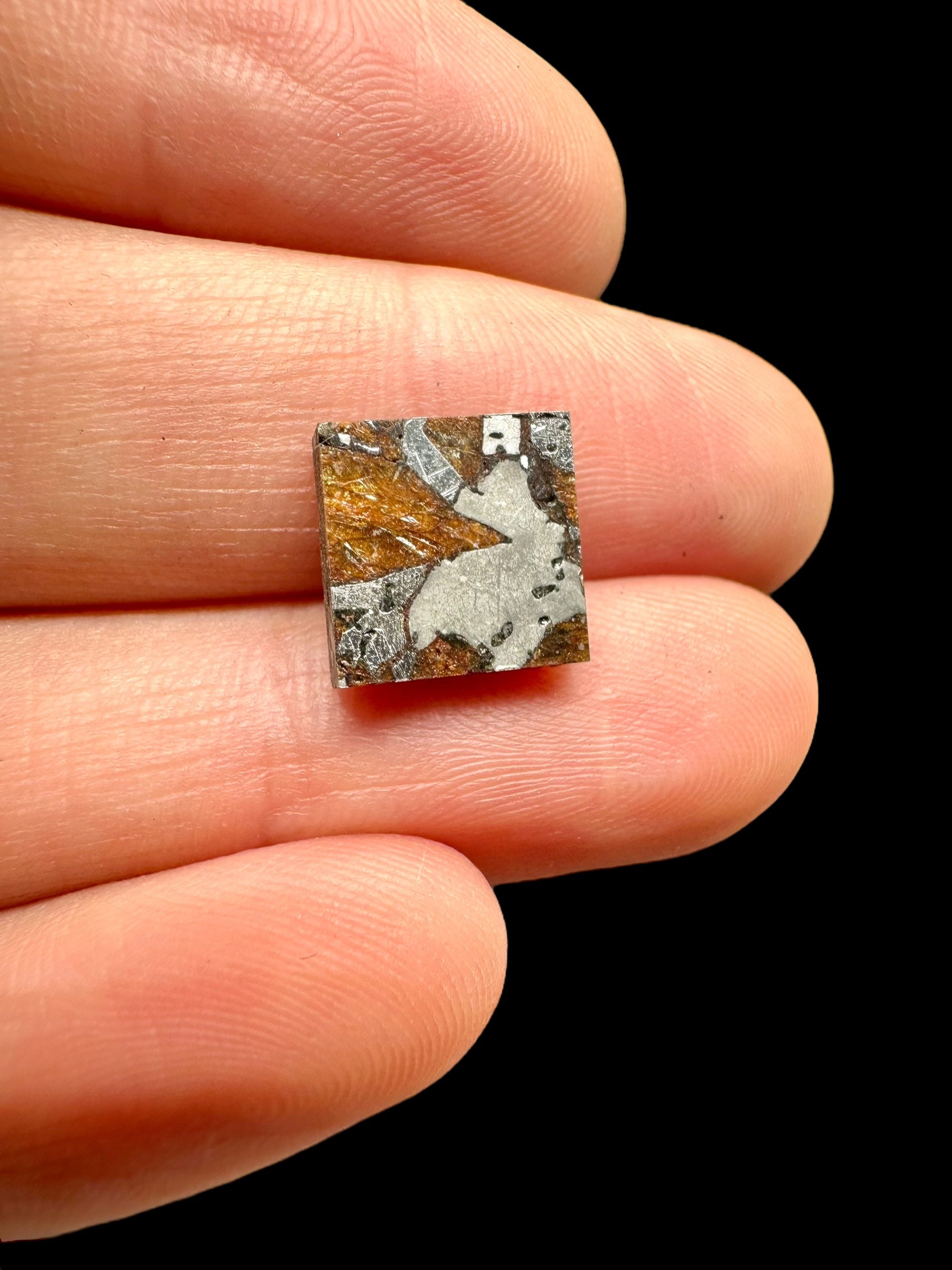 Meteorite Hassi el Biod 002 – 1,3g – Algeria - MEHA11