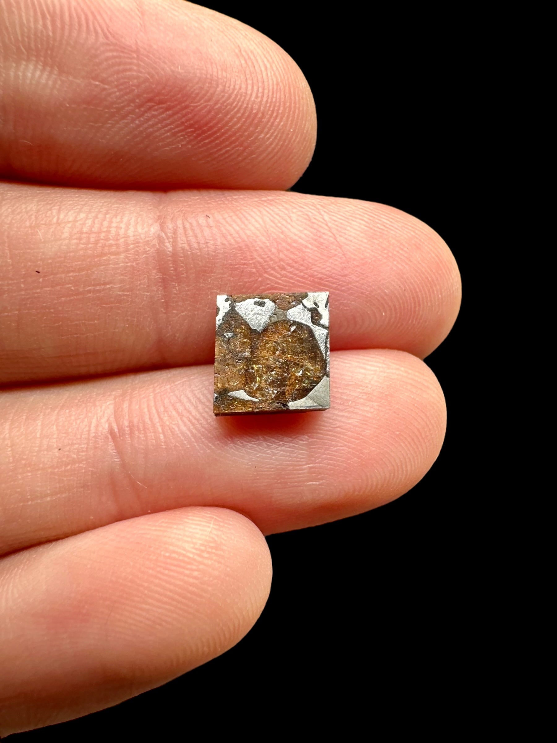 Meteorite Hassi el Biod 002 – 0,6g – Algeria - MEHA13