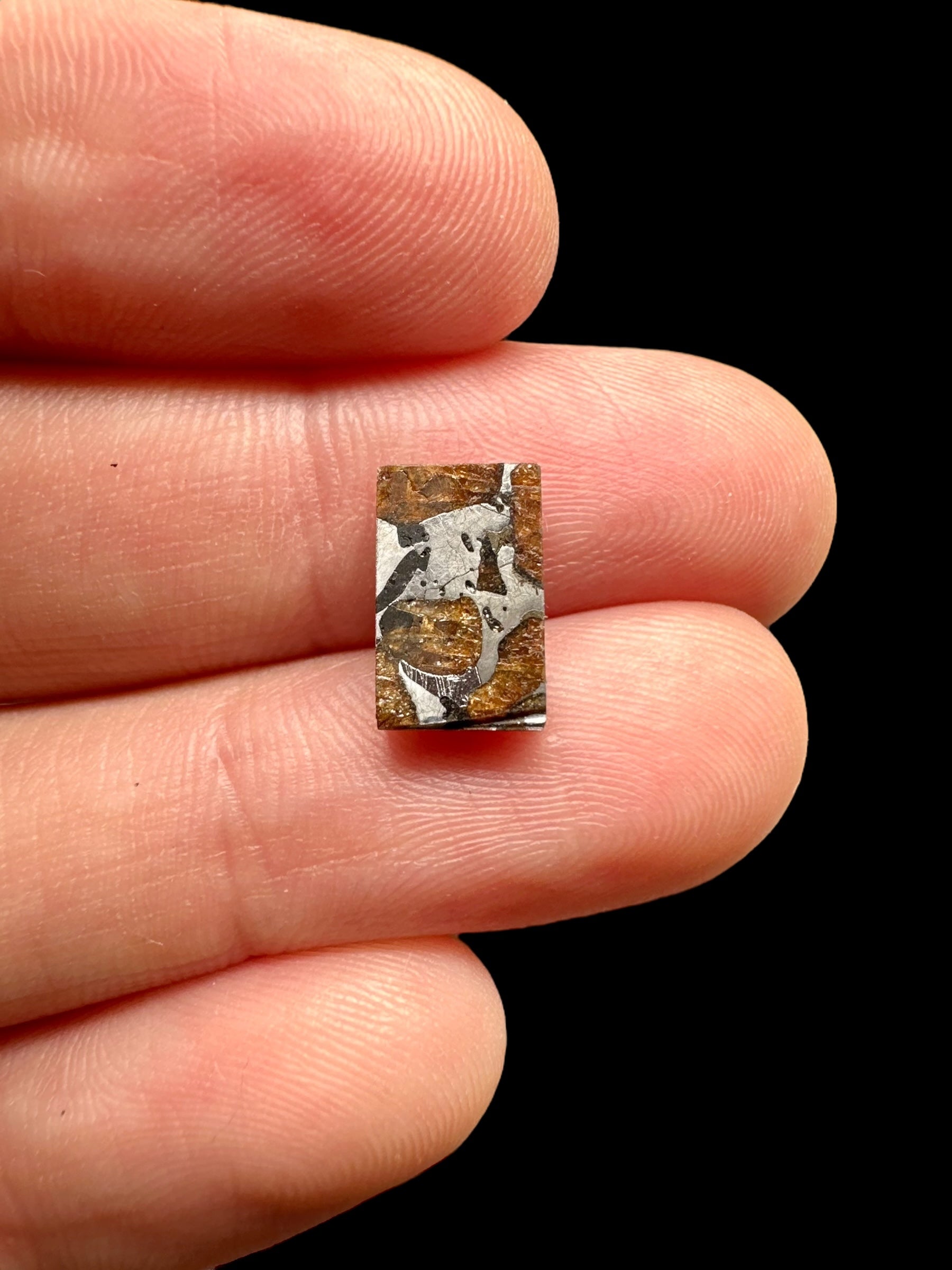 Meteorite Hassi el Biod 002 – 0,6g – Algeria - MEHA14