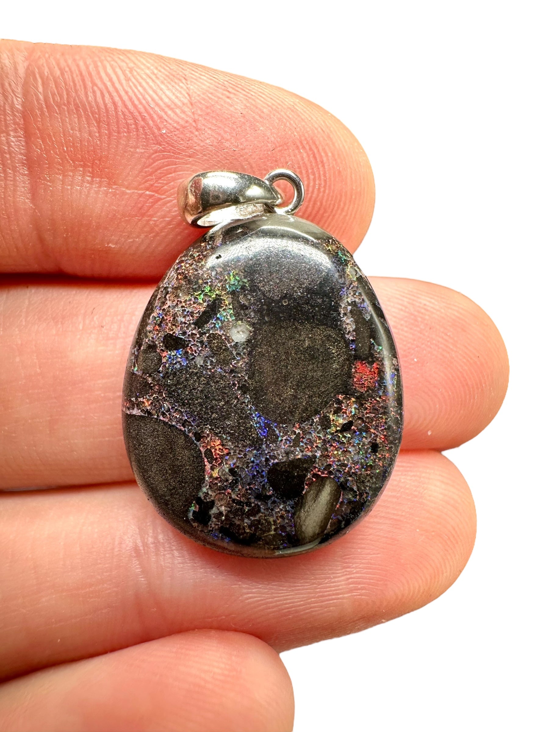 Silver pendant from Australian opal