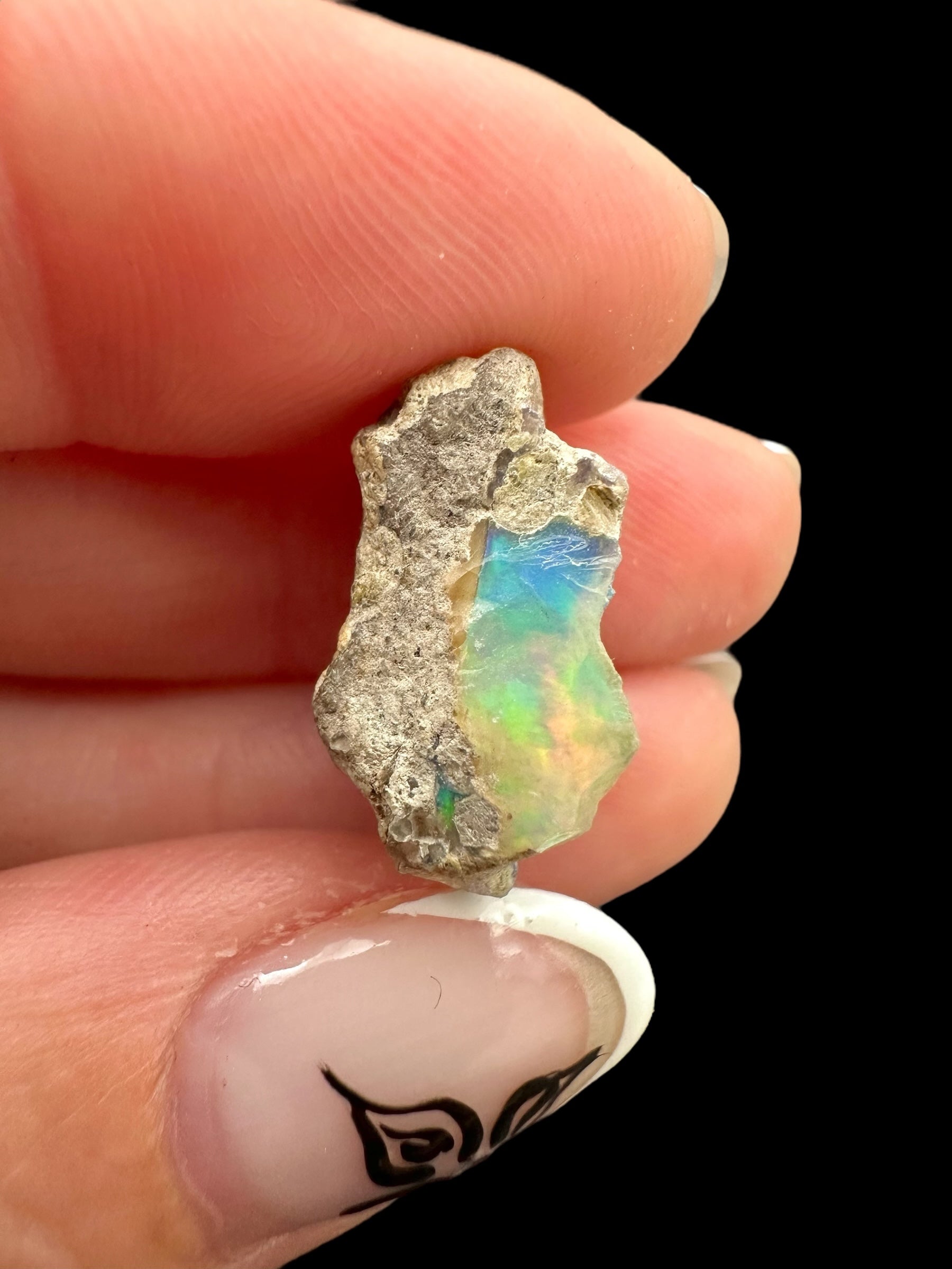 Precious opal 8ct – Welo, Ethiopia