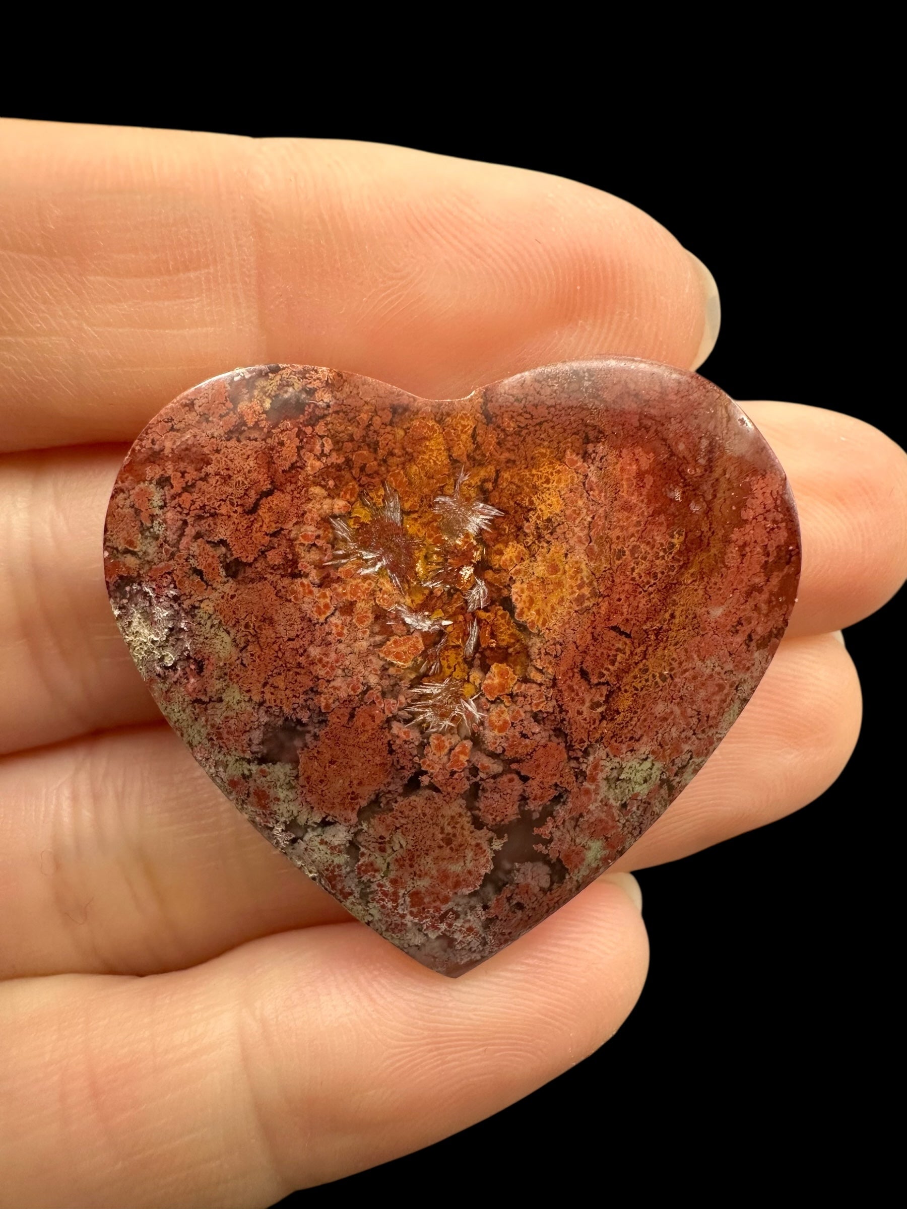 Moos agate heart – West Java, Indonesia
