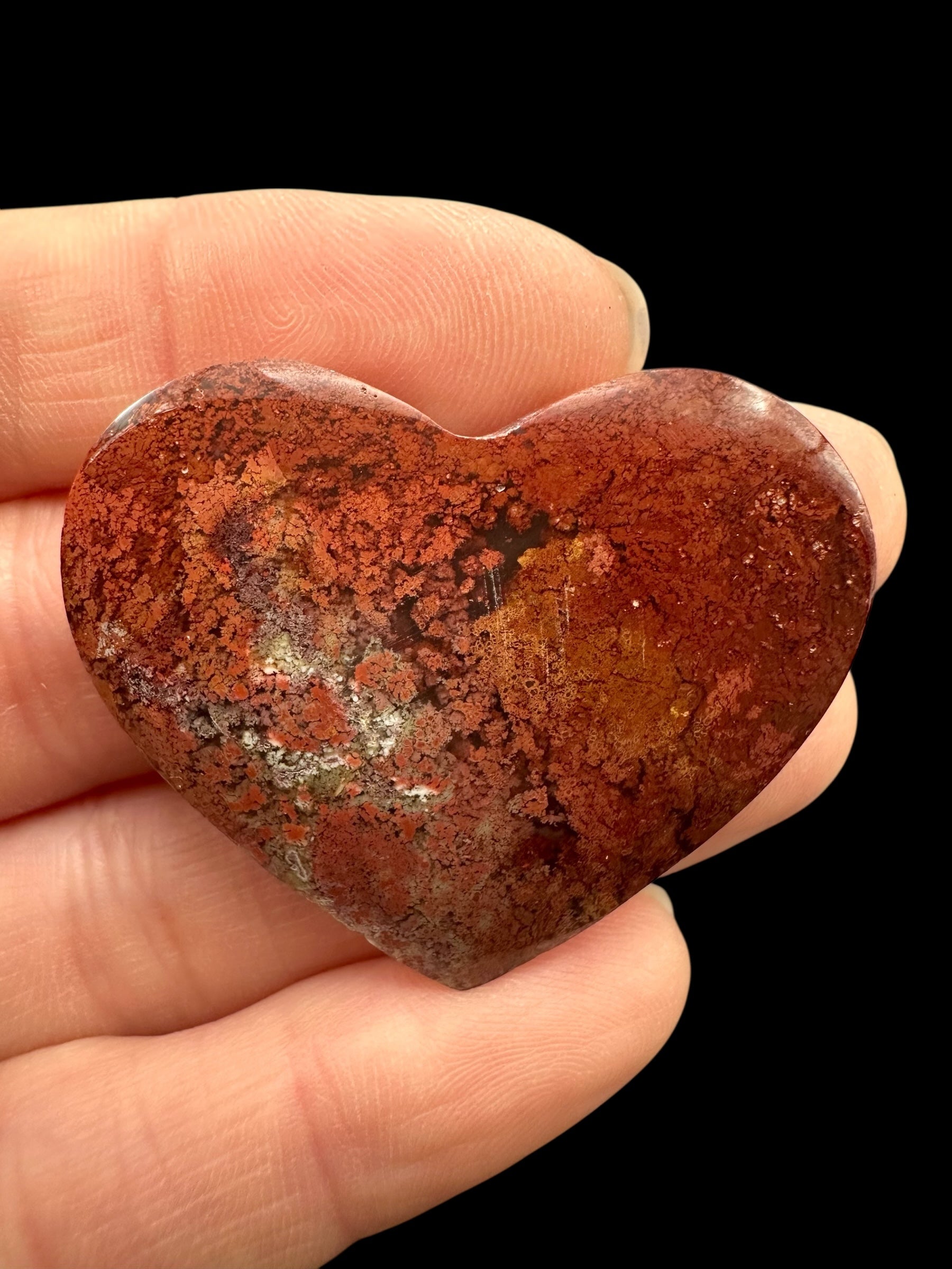 Moos agate heart – West Java, Indonesia