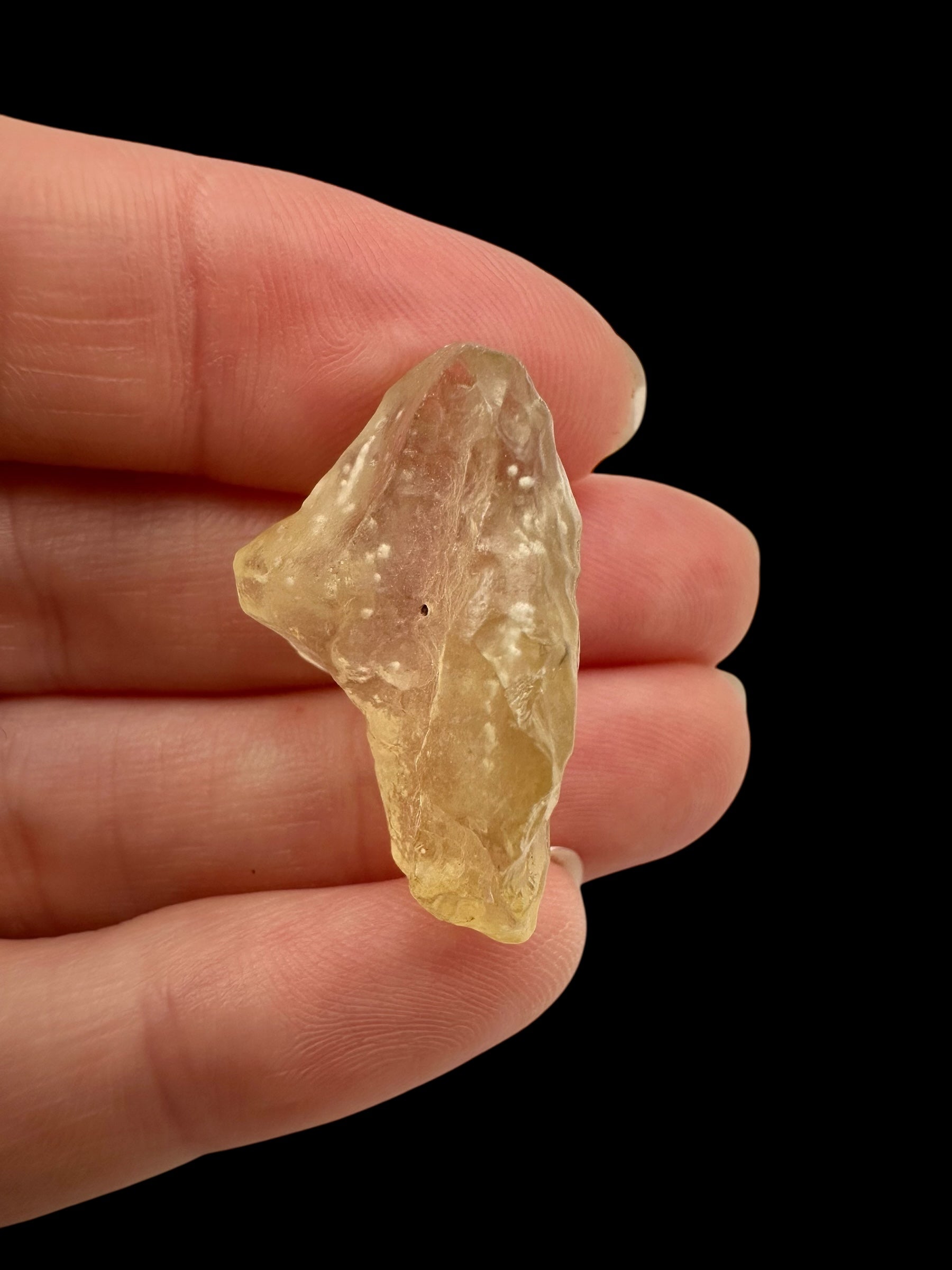 Libyan desert glass with grains of sand – 5,2g - LPS129