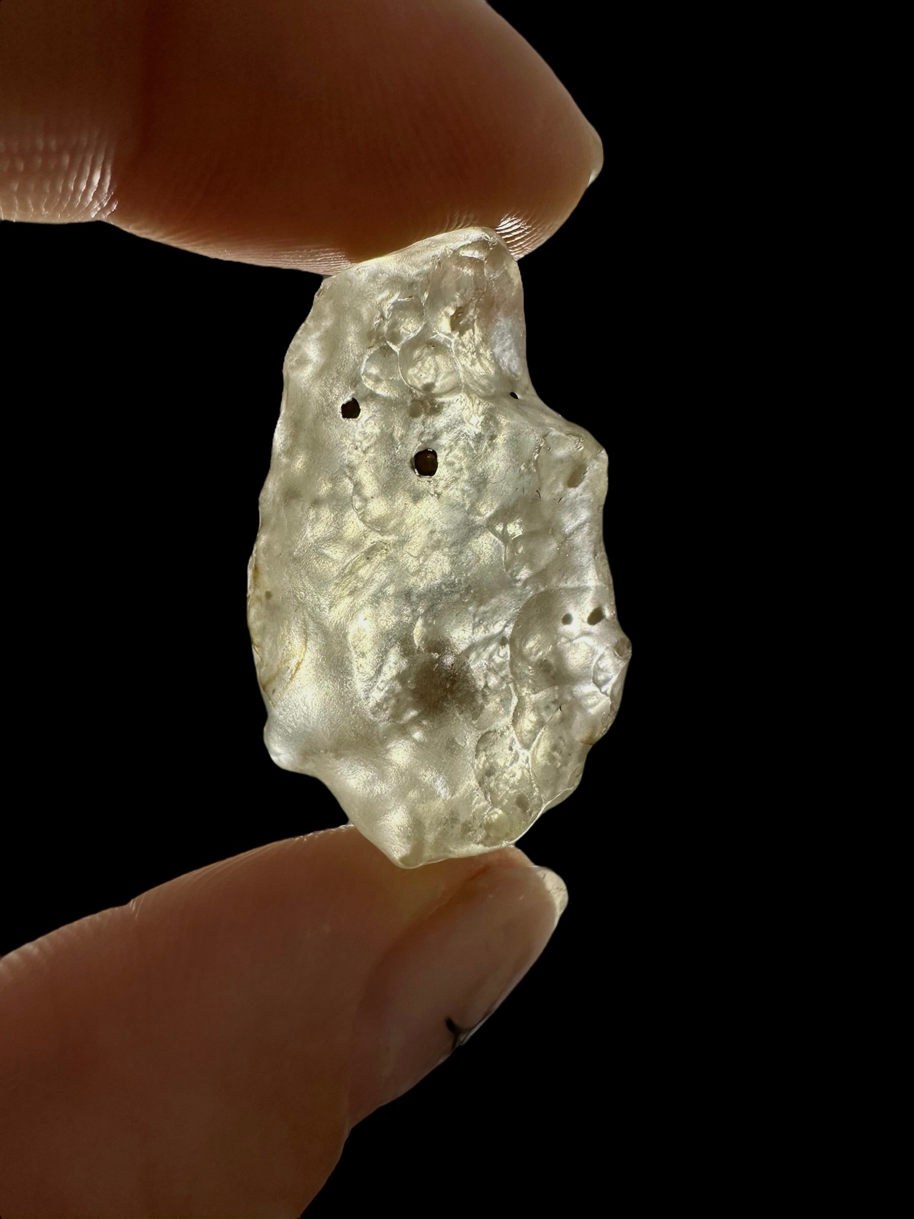 Libyan desert glass with grains of sand – 5,9g - LPS135