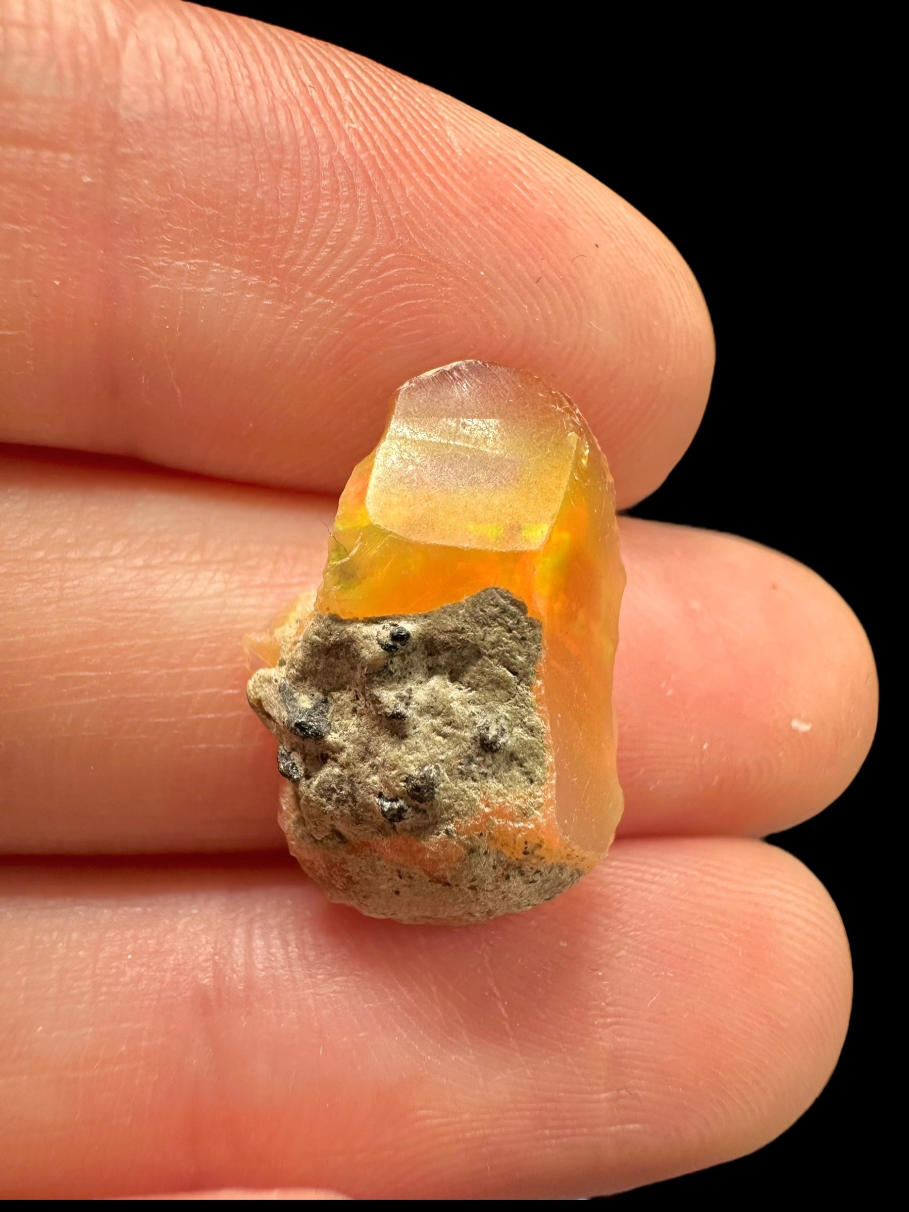 Precious opal 5,5ct – Welo, Ethiopia - OP087