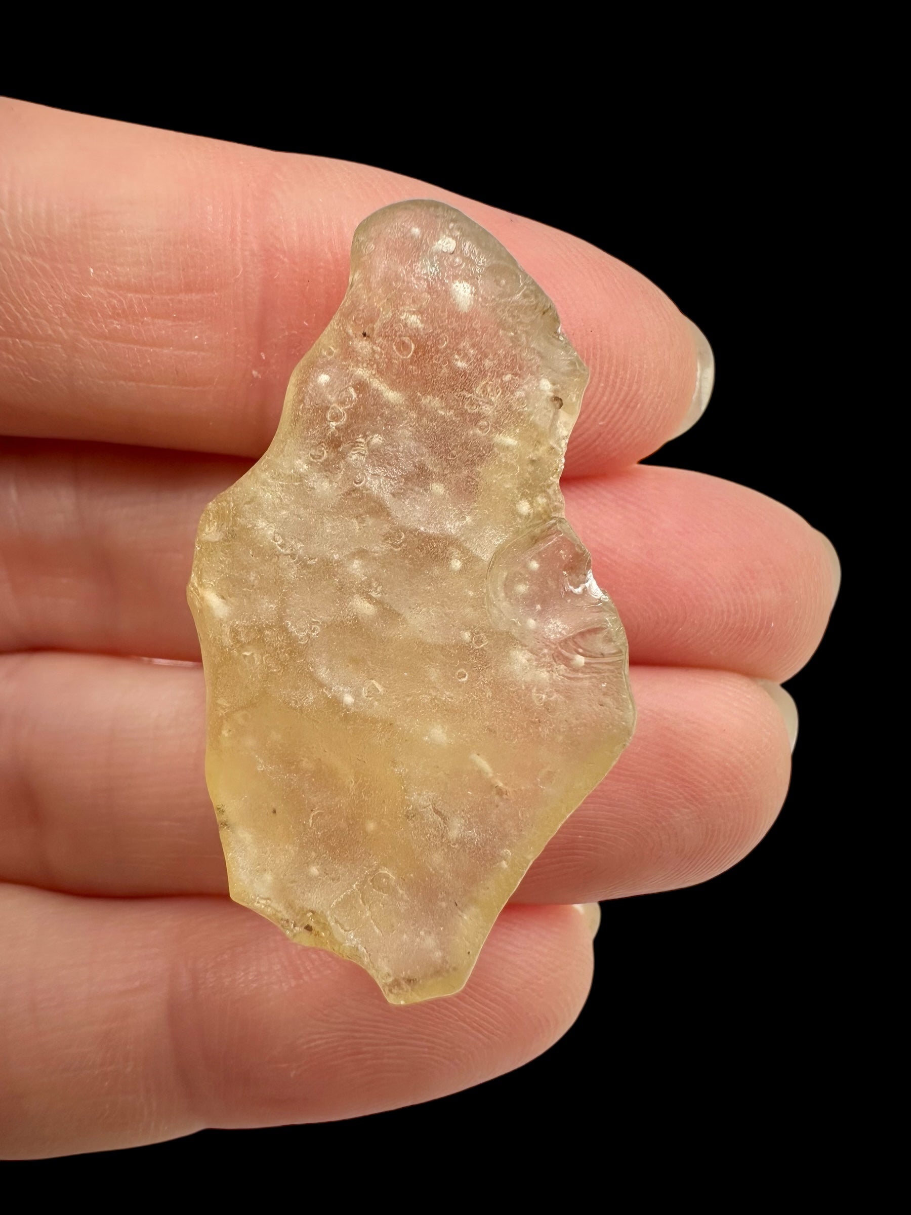 Libyan desert glass with grains of sand – 6,2g - LPS146