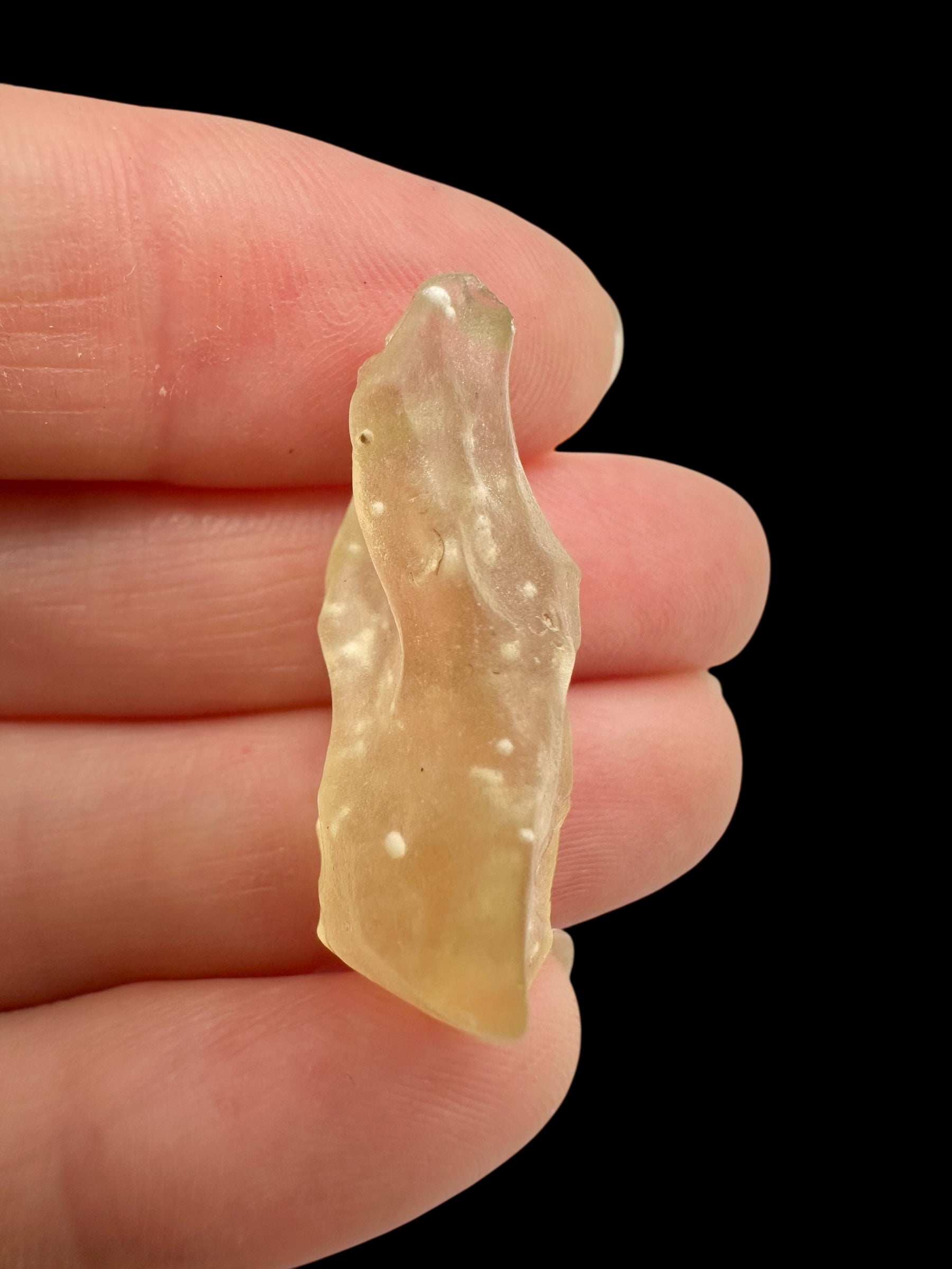 Libyan desert glass with grains of sand – 4,5g - LPS148
