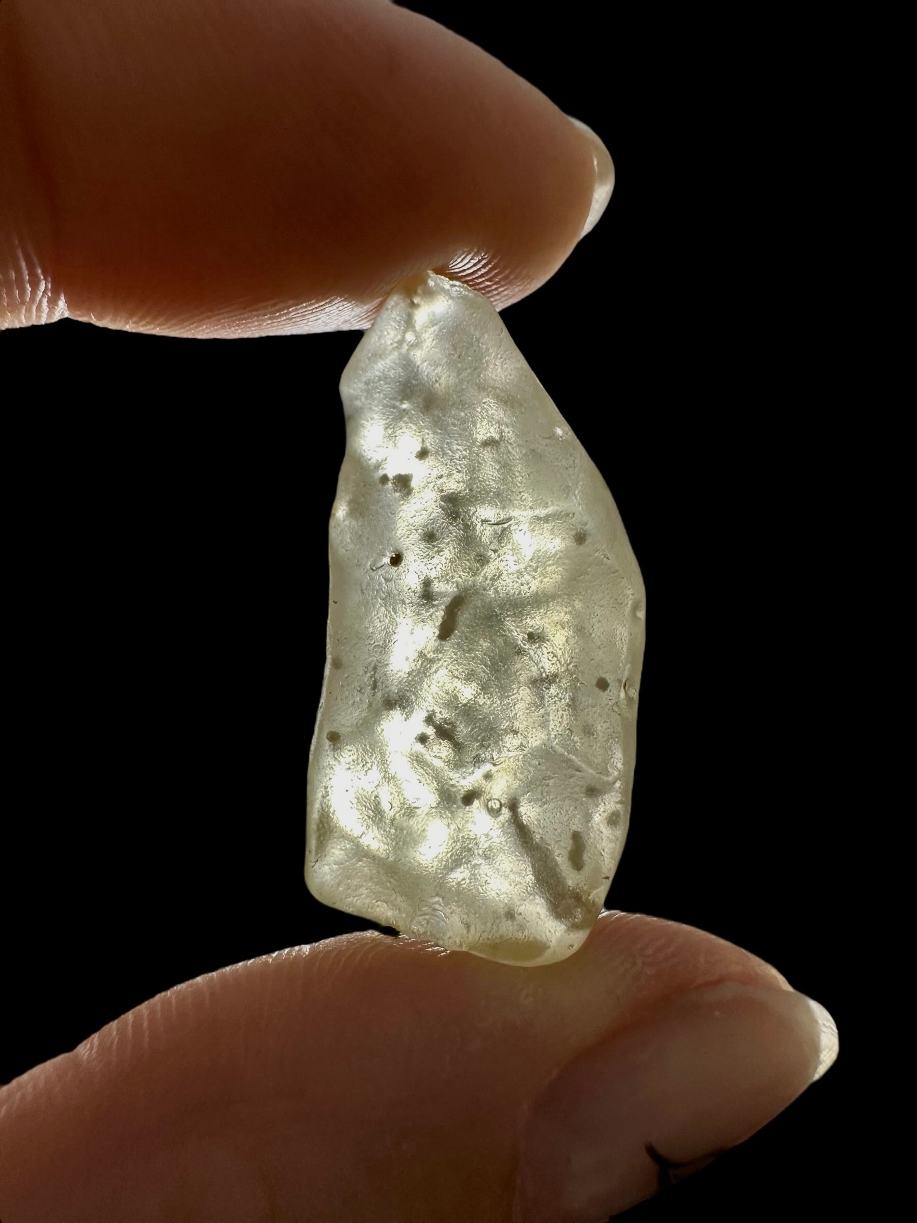 Libyan desert glass with grains of sand – 4,5g - LPS148