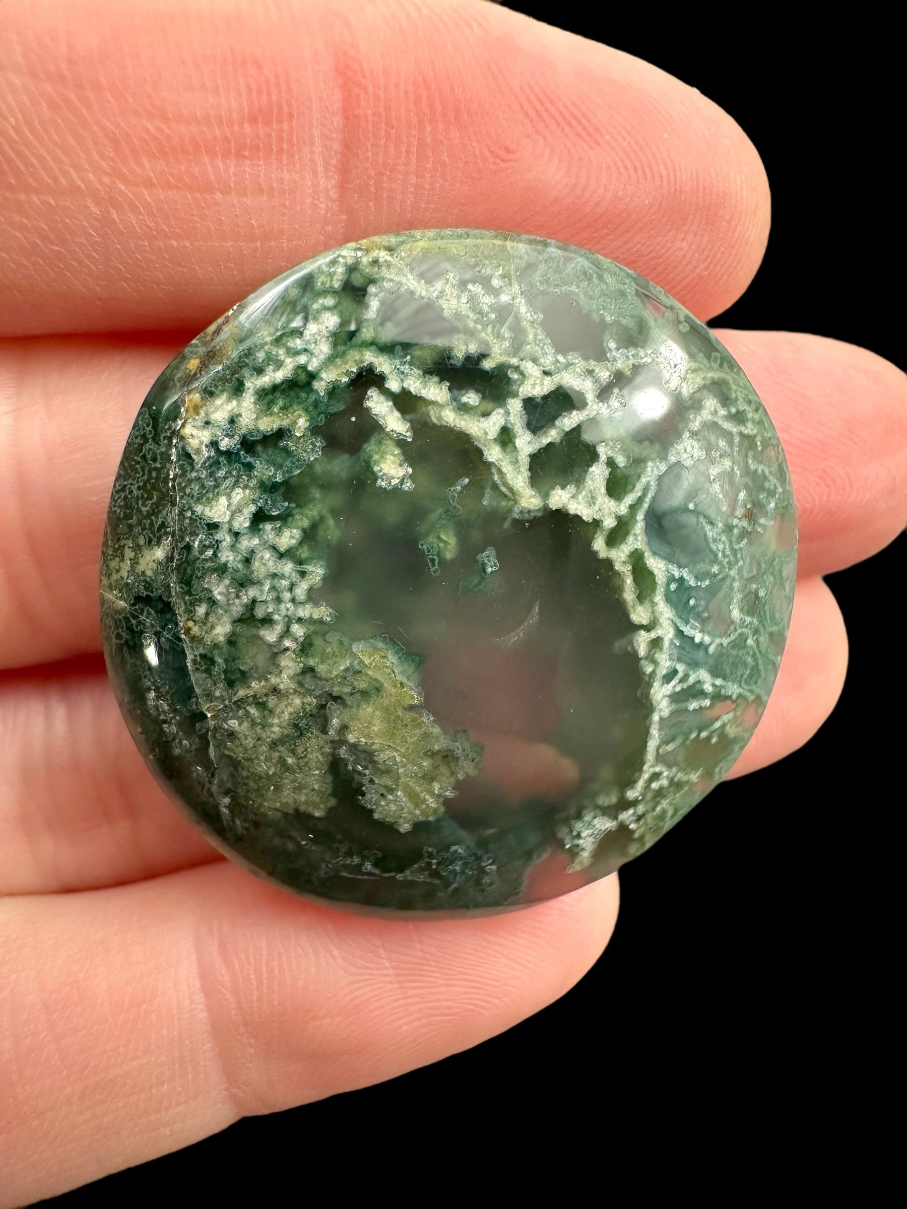 Moos agate cabochon – West Java, Indonesia