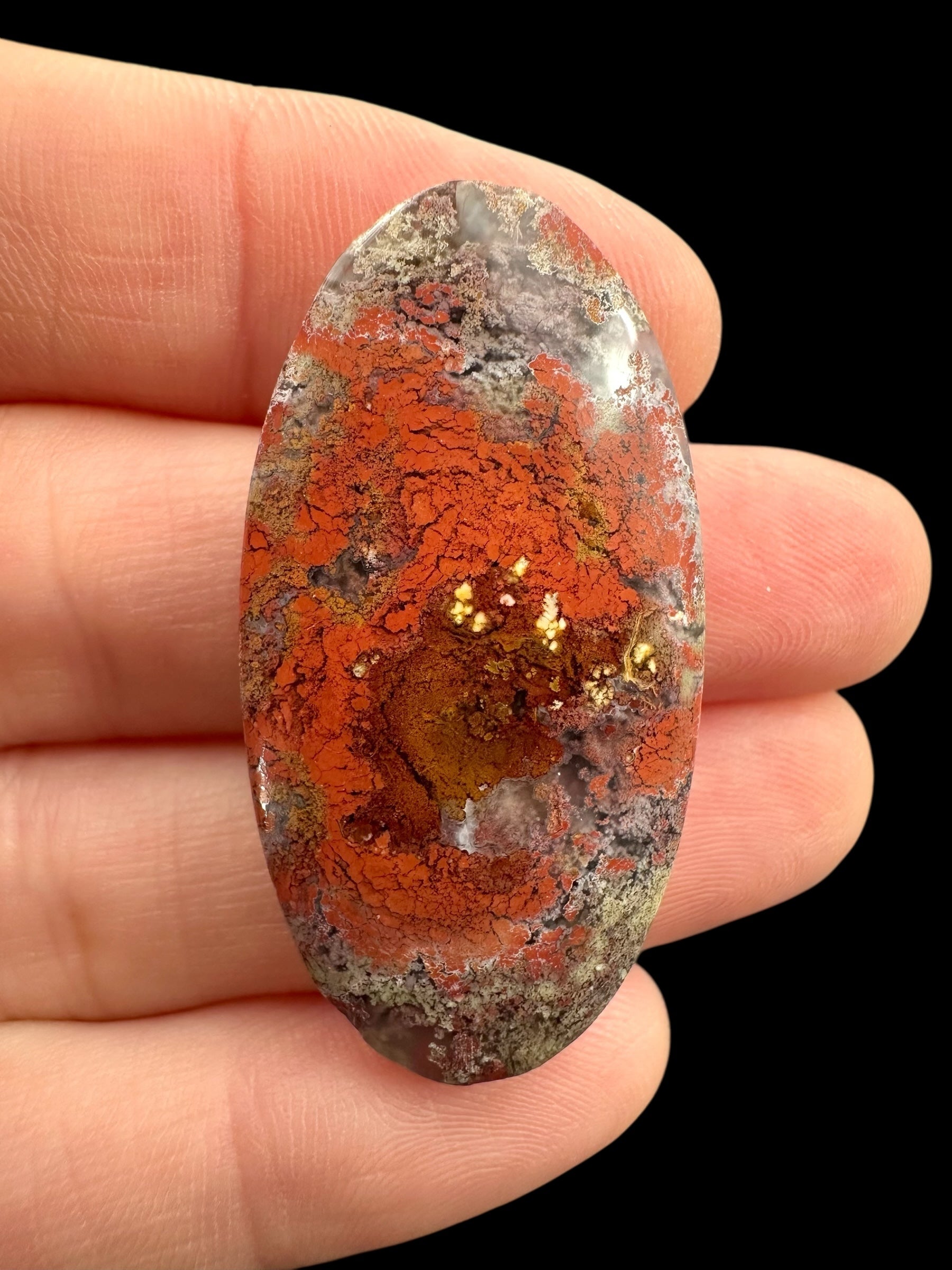 Moos agate cabochon – West Java, Indonesia