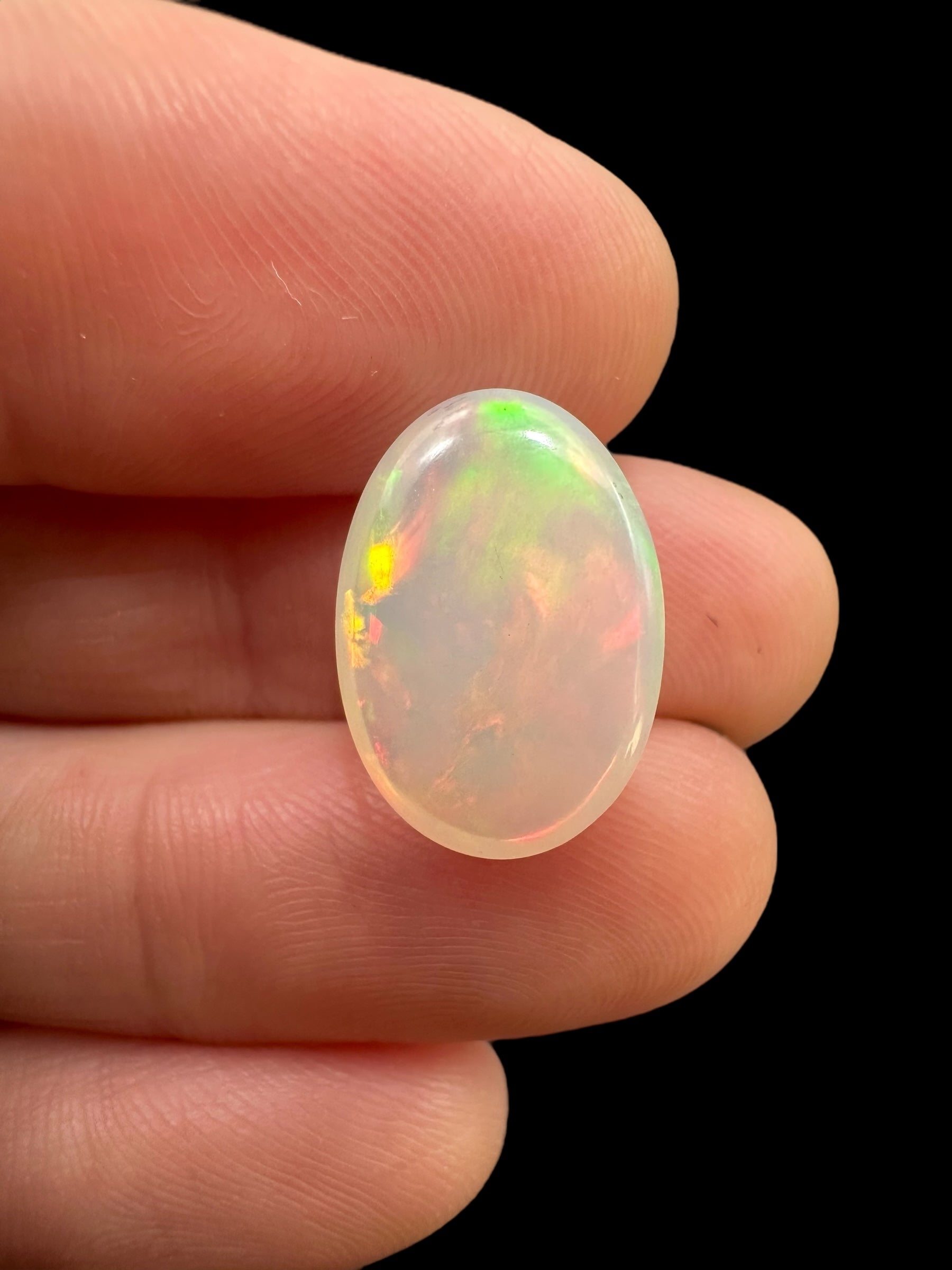 Precious opal cabochon 4,3ct – Welo, Ethiopia - OPK084