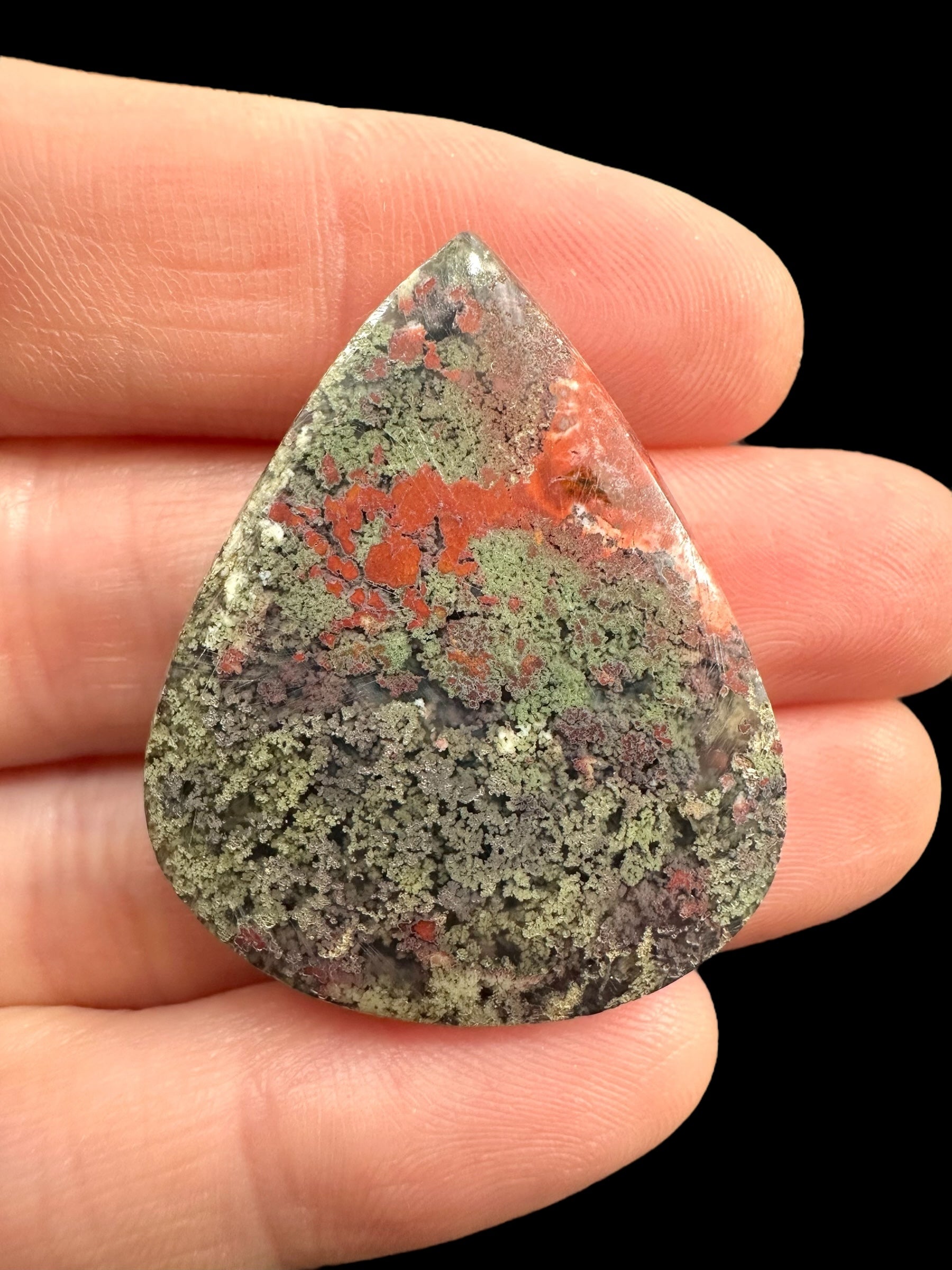 Moos agate cabochon – West Java, Indonesia