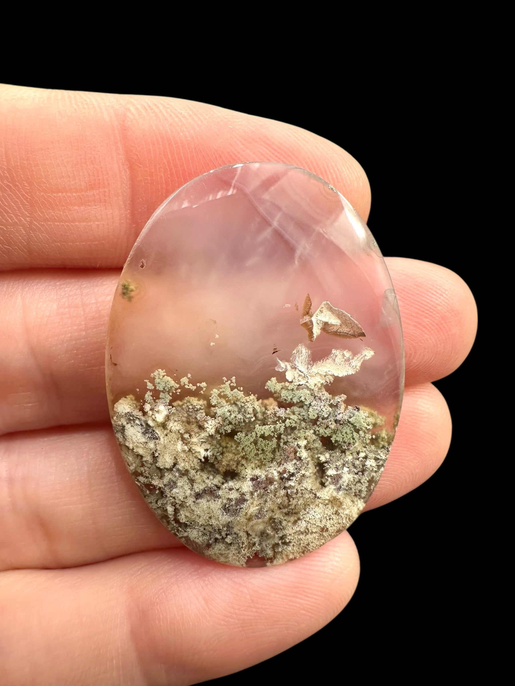 Moos agate cabochon – West Java, Indonesia