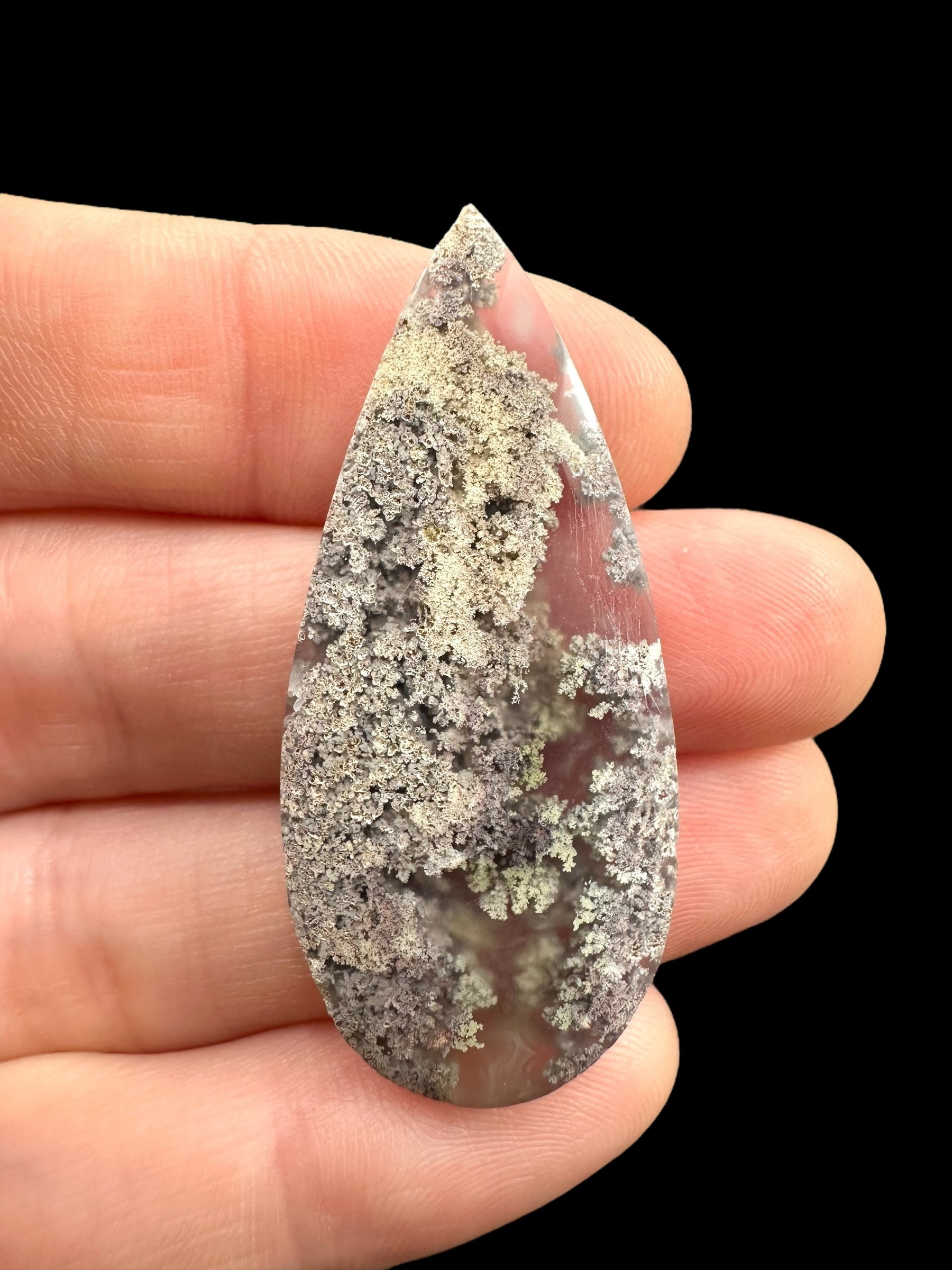 Moos agate cabochon – West Java, Indonesia