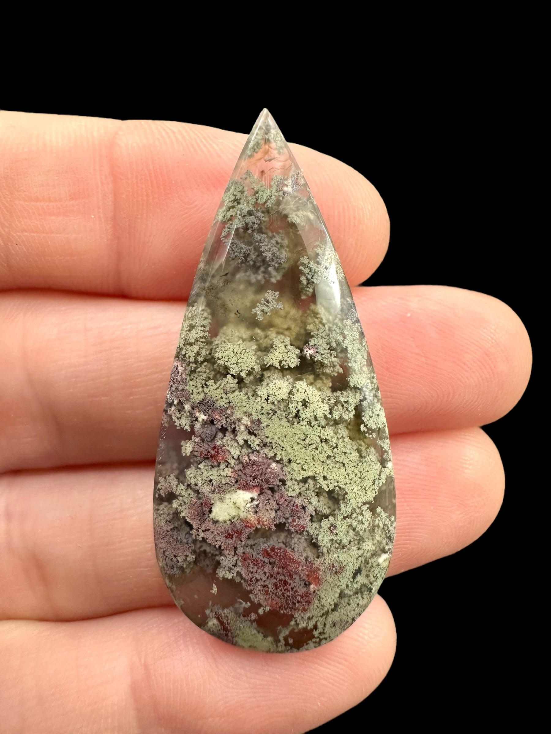 Moos agate cabochon – West Java, Indonesia